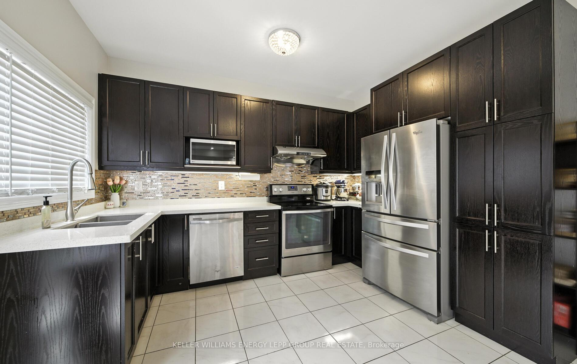 Photo 14 of 15 Bellotti Crescent, Ajax, Northeast Ajax — HOMEH
