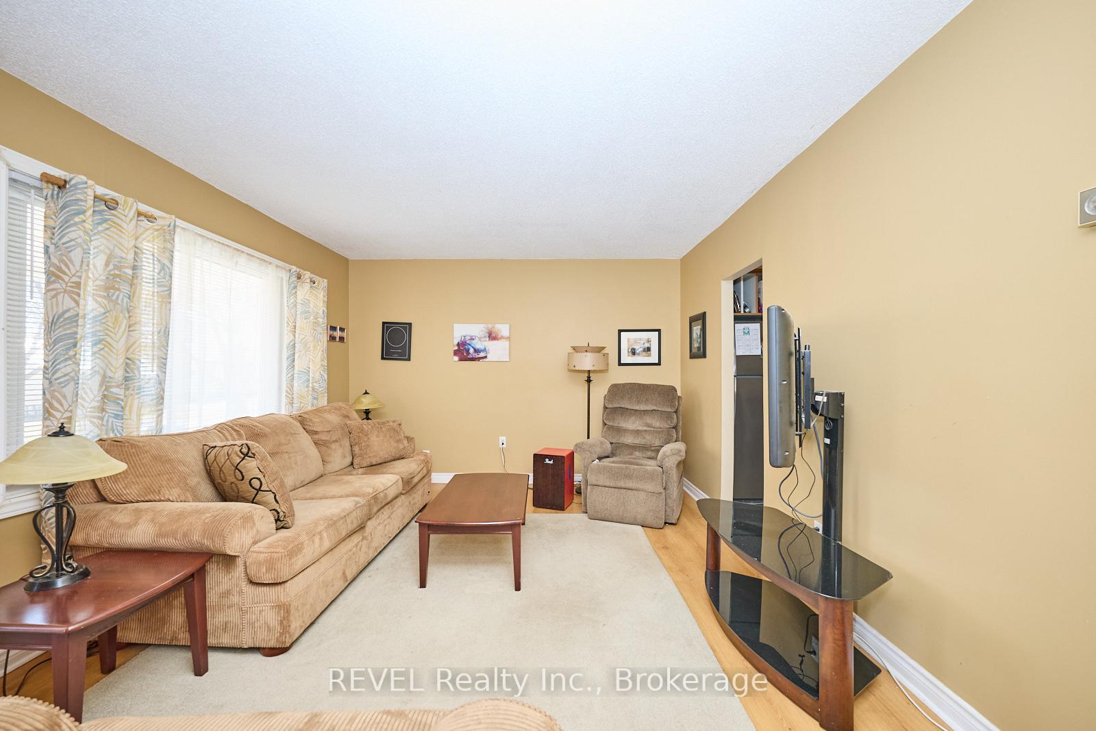 Photo 6 of 12 Exeter Avenue, Welland, Lincoln/Crowland — HOMEH