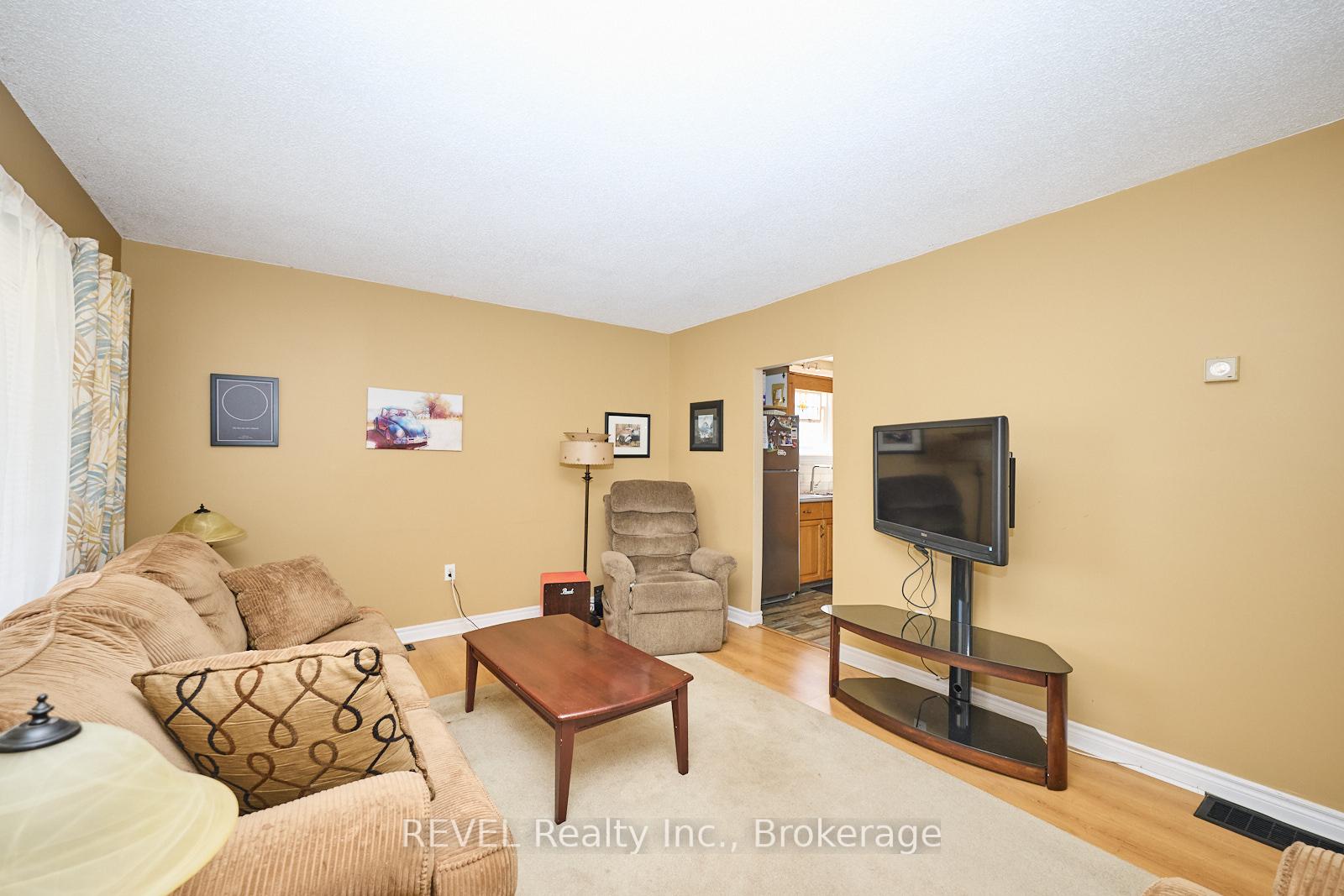 Photo 7 of 12 Exeter Avenue, Welland, Lincoln/Crowland — HOMEH