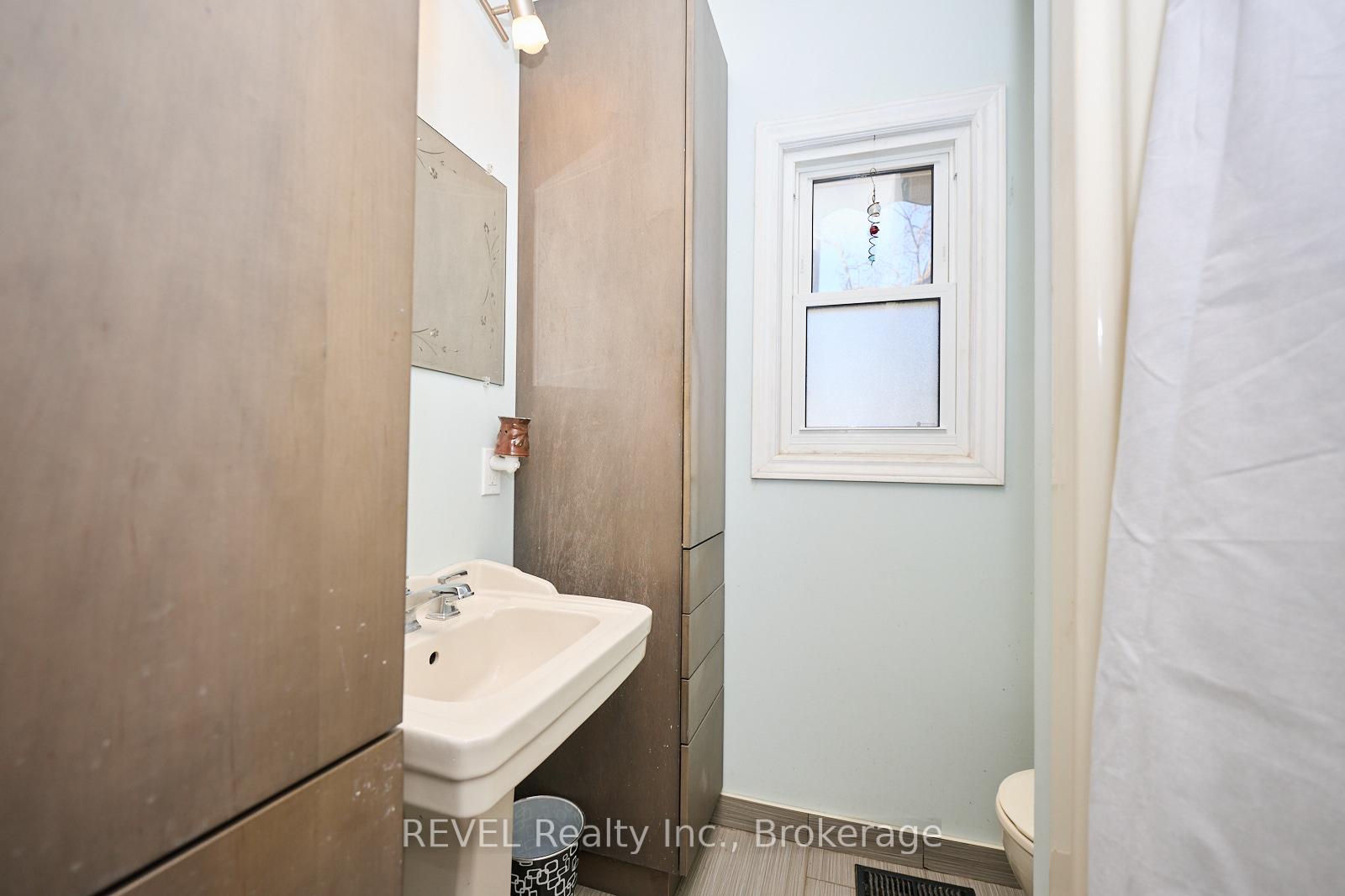 Photo 19 of 12 Exeter Avenue, Welland, Lincoln/Crowland — HOMEH