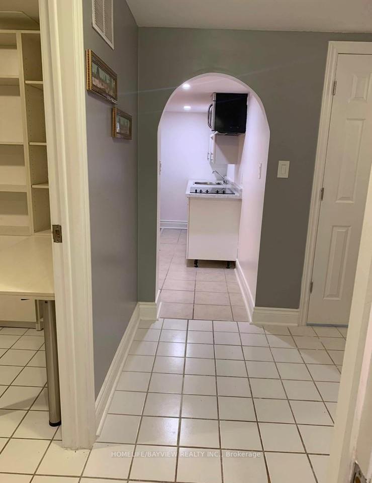 Photo 6 of Unit Basement, 59 Nisbet Drive, Aurora, Aurora Highlands — HOMEH