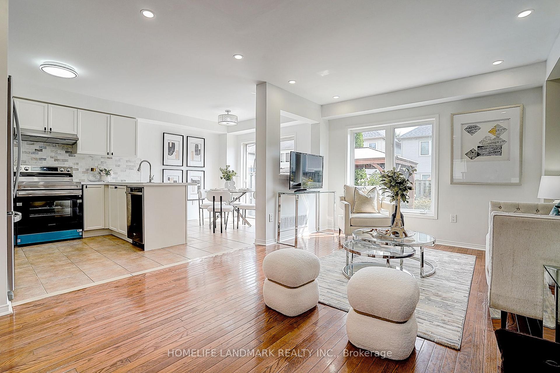 Photo 8 of 21 Donlevy Crescent, Whitby, Taunton North — HOMEH