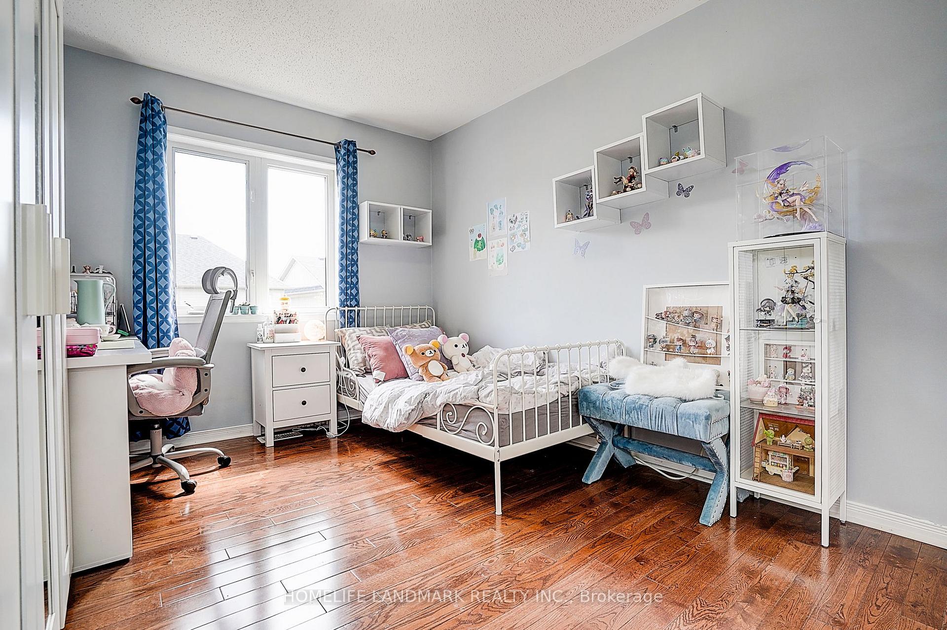 Photo 30 of 21 Donlevy Crescent, Whitby, Taunton North — HOMEH