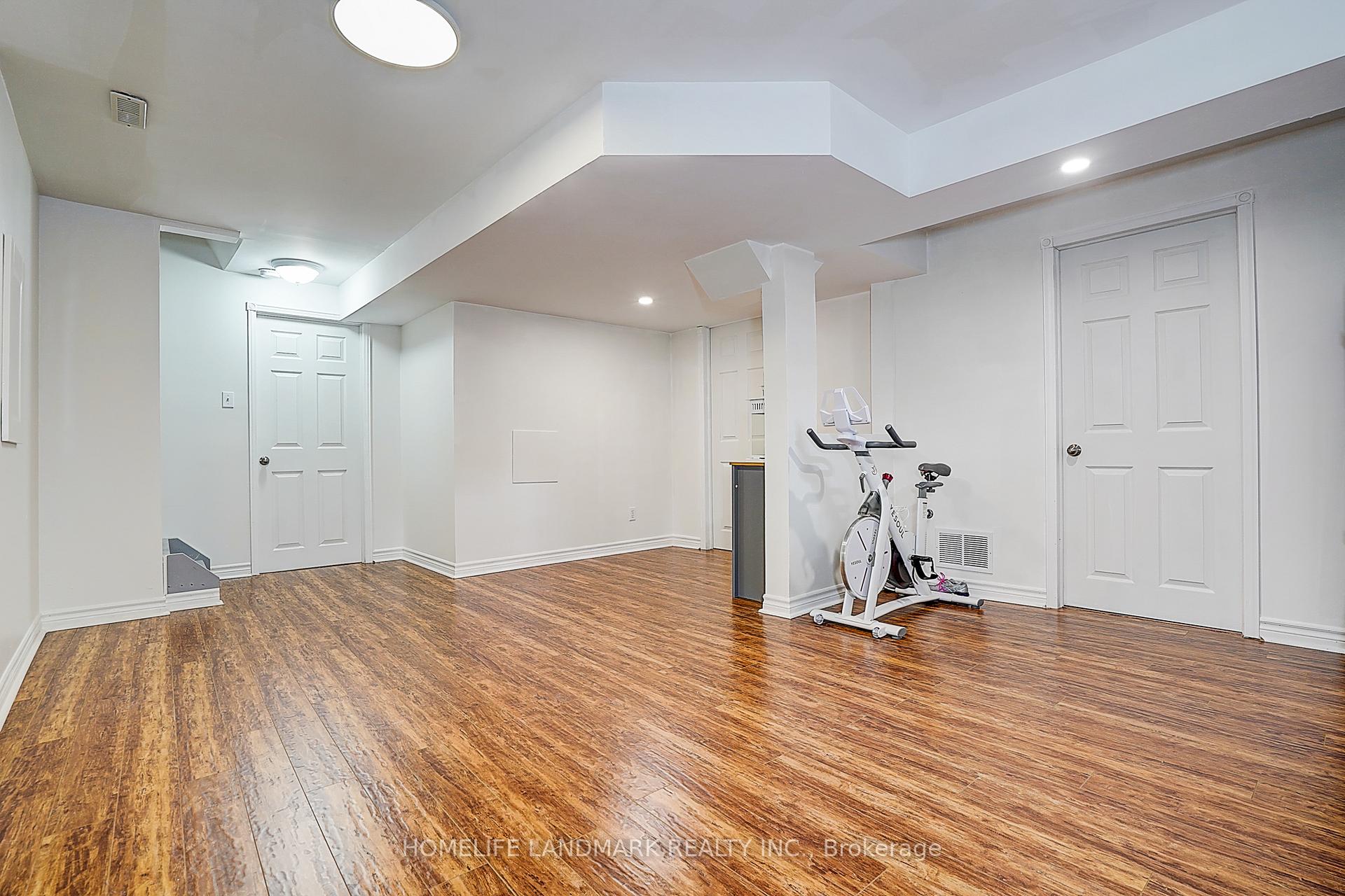 Photo 33 of 21 Donlevy Crescent, Whitby, Taunton North — HOMEH