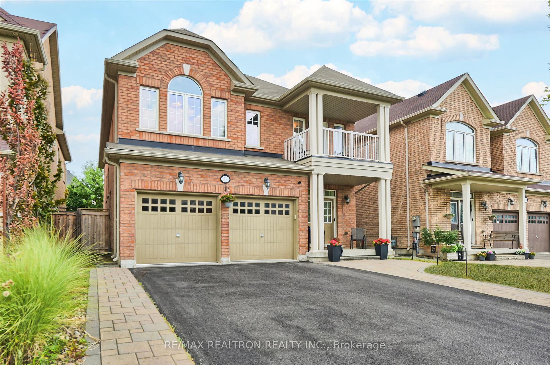 Photo 2 of 27 Ironbark Court, Vaughan, Patterson — HOMEH