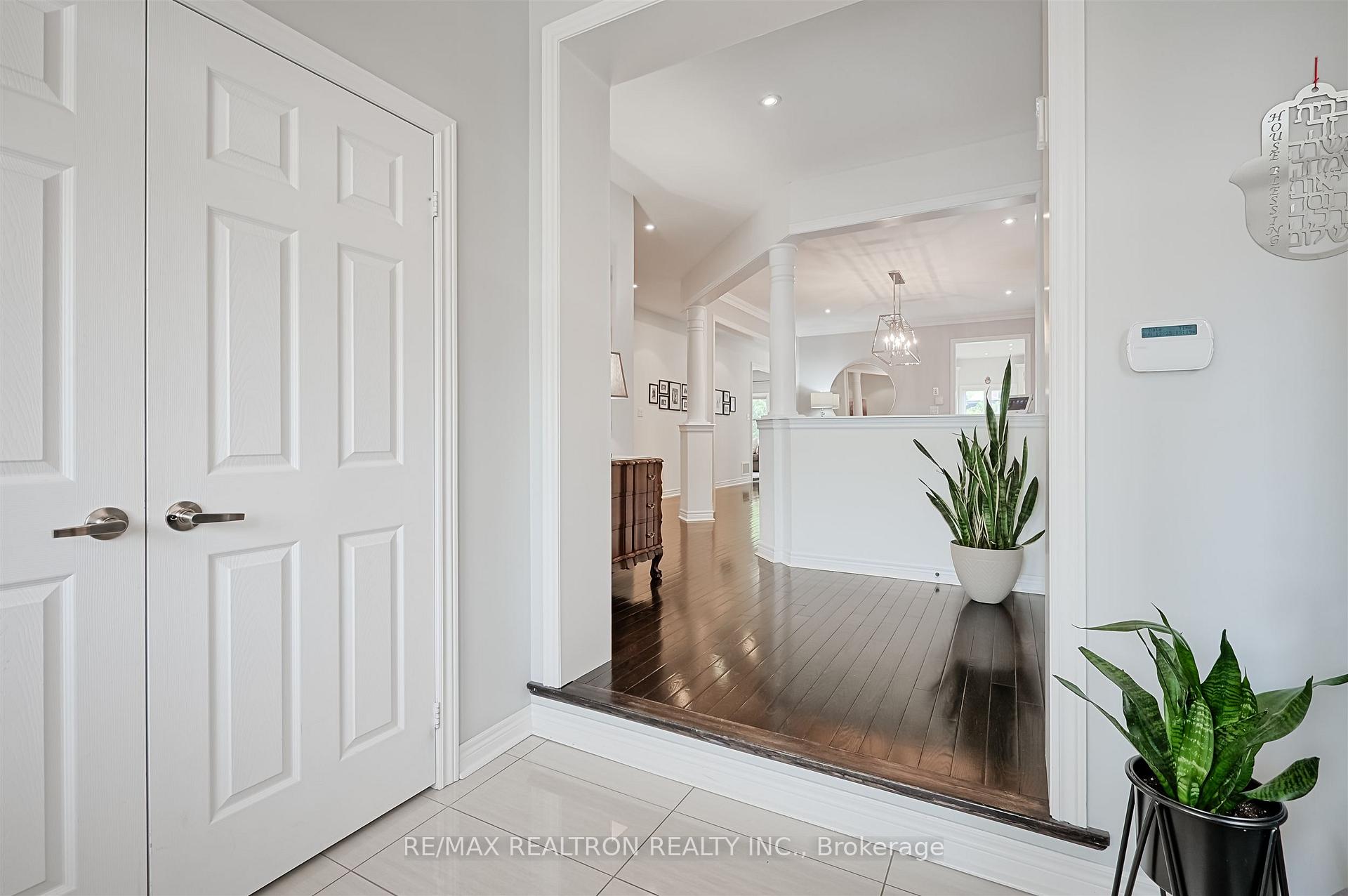 Photo 3 of 27 Ironbark Court, Vaughan, Patterson — HOMEH