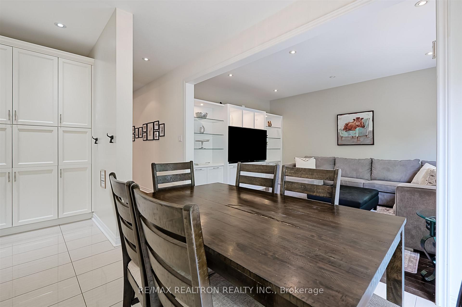 Photo 12 of 27 Ironbark Court, Vaughan, Patterson — HOMEH