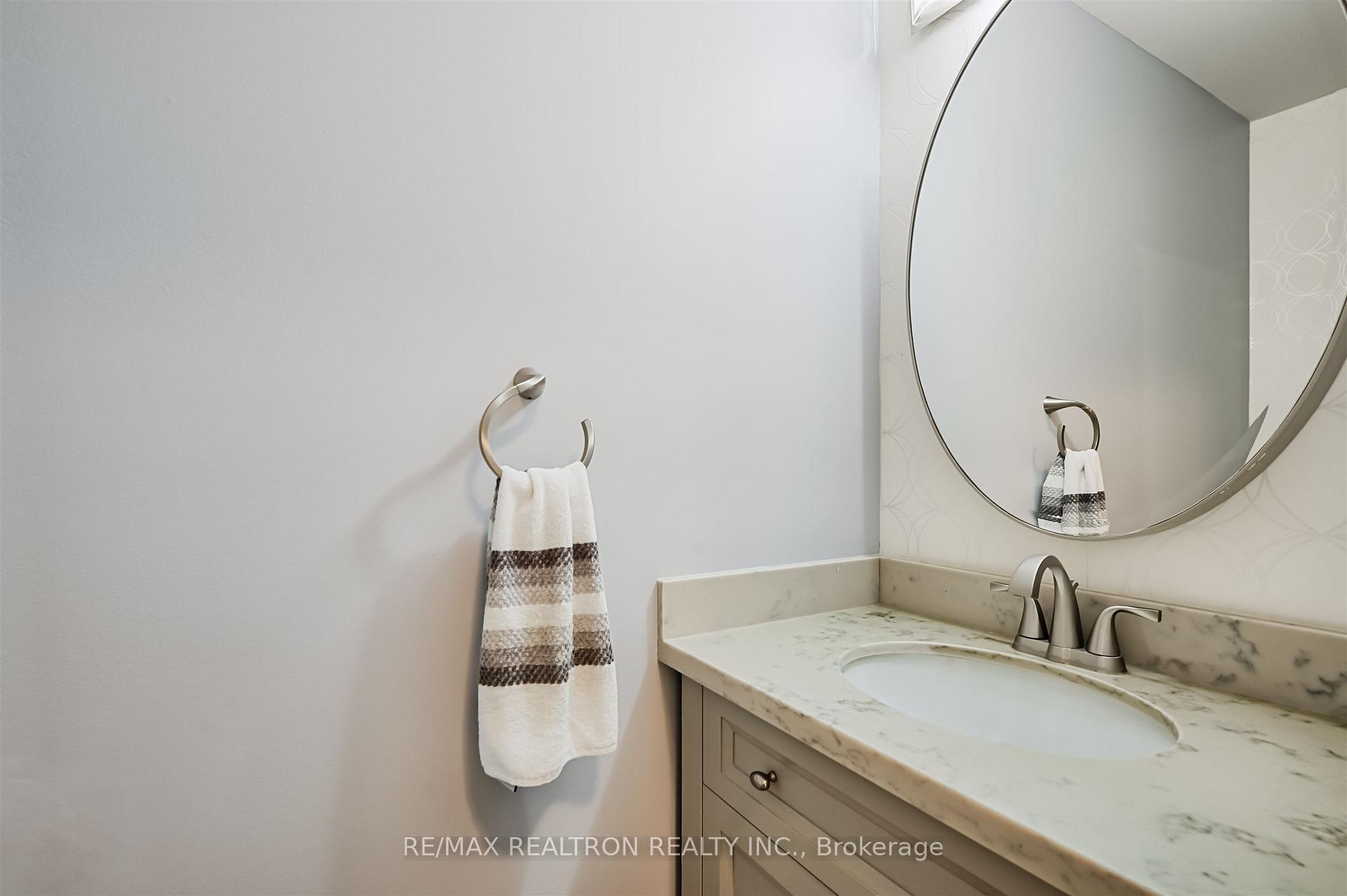 Photo 16 of 27 Ironbark Court, Vaughan, Patterson — HOMEH