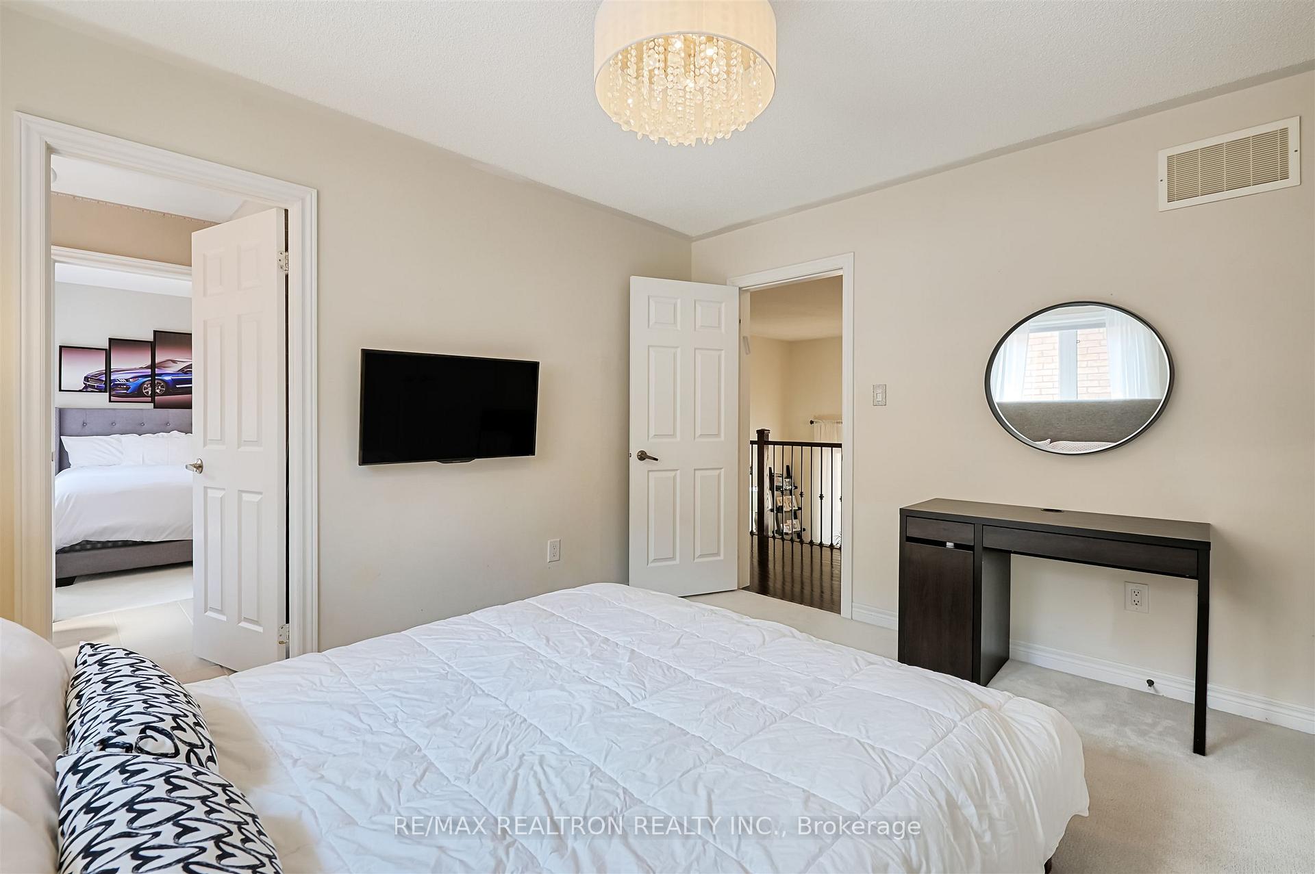 Photo 25 of 27 Ironbark Court, Vaughan, Patterson — HOMEH