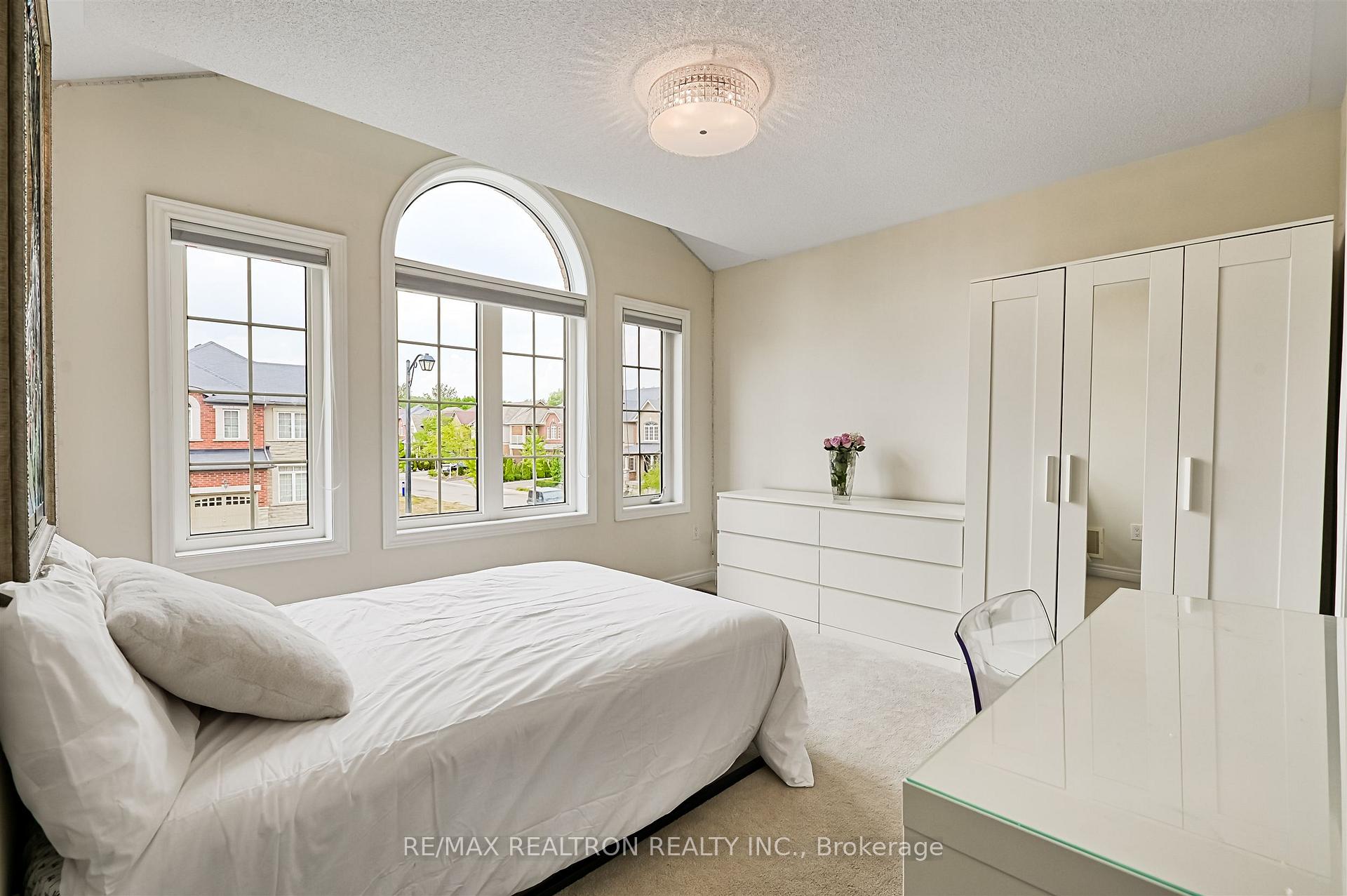 Photo 27 of 27 Ironbark Court, Vaughan, Patterson — HOMEH