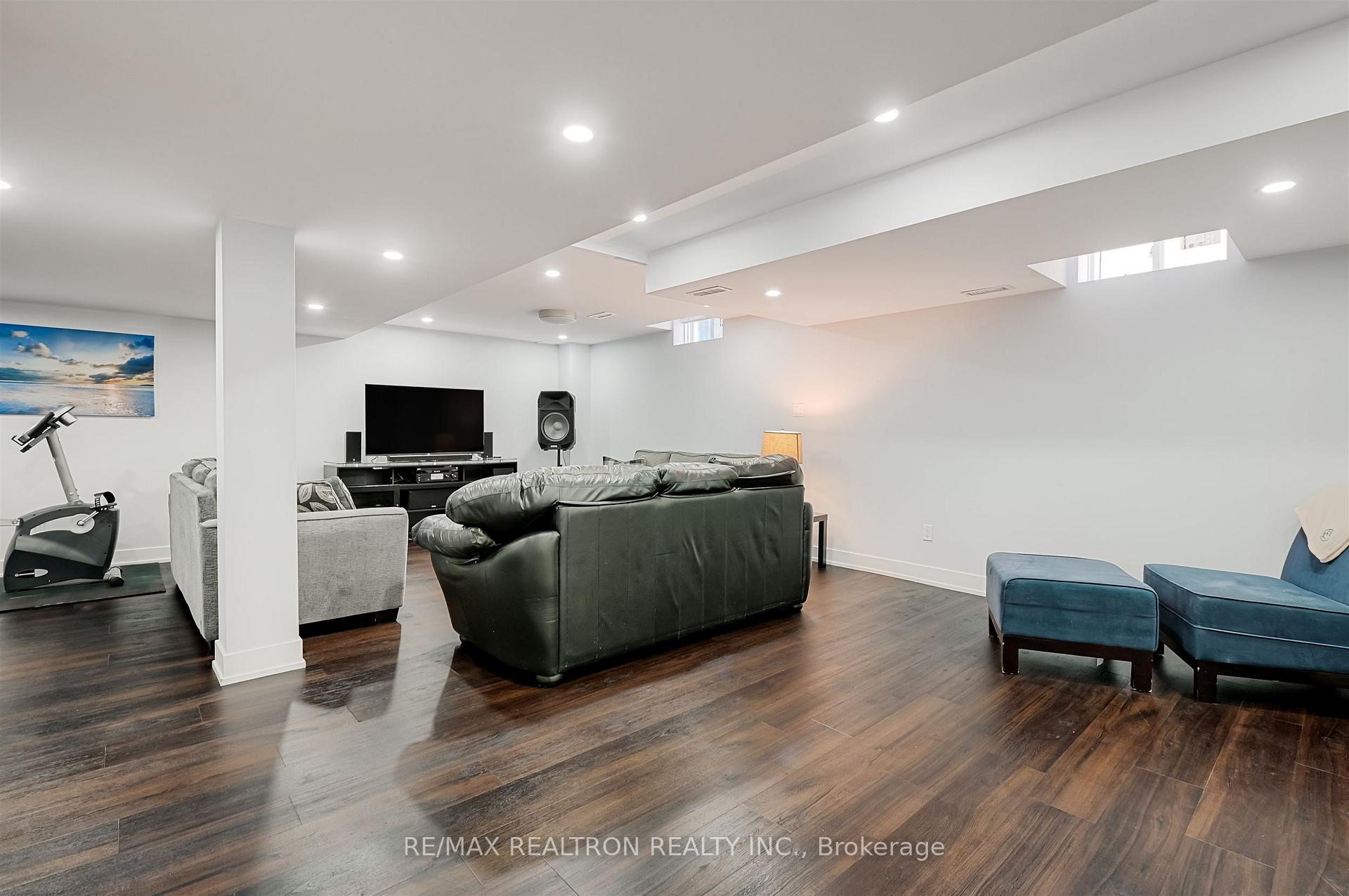 Photo 32 of 27 Ironbark Court, Vaughan, Patterson — HOMEH