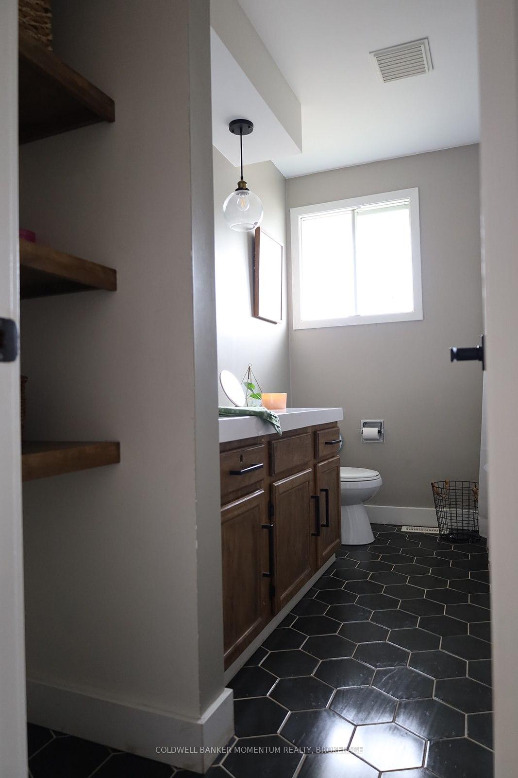 Photo 31 of 103 Glenayr Place, Welland, N. Welland — HOMEH
