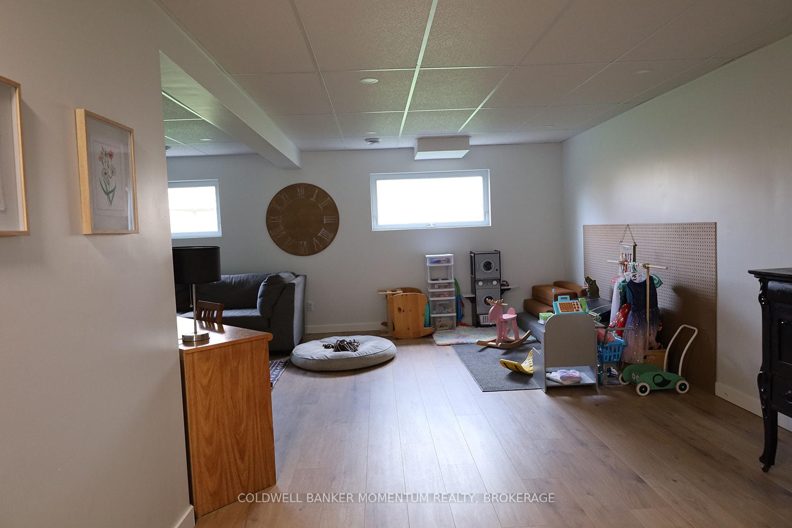 Photo 38 of 103 Glenayr Place, Welland, N. Welland — HOMEH