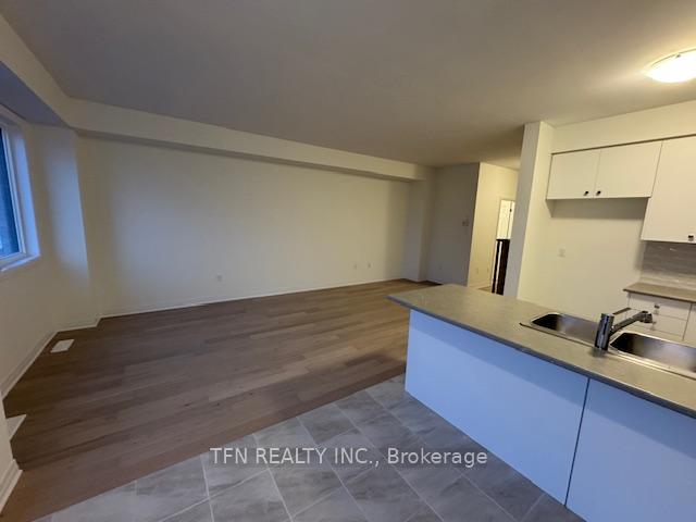Photo 18 of 106 Masters Street, Welland, Dain City — HOMEH