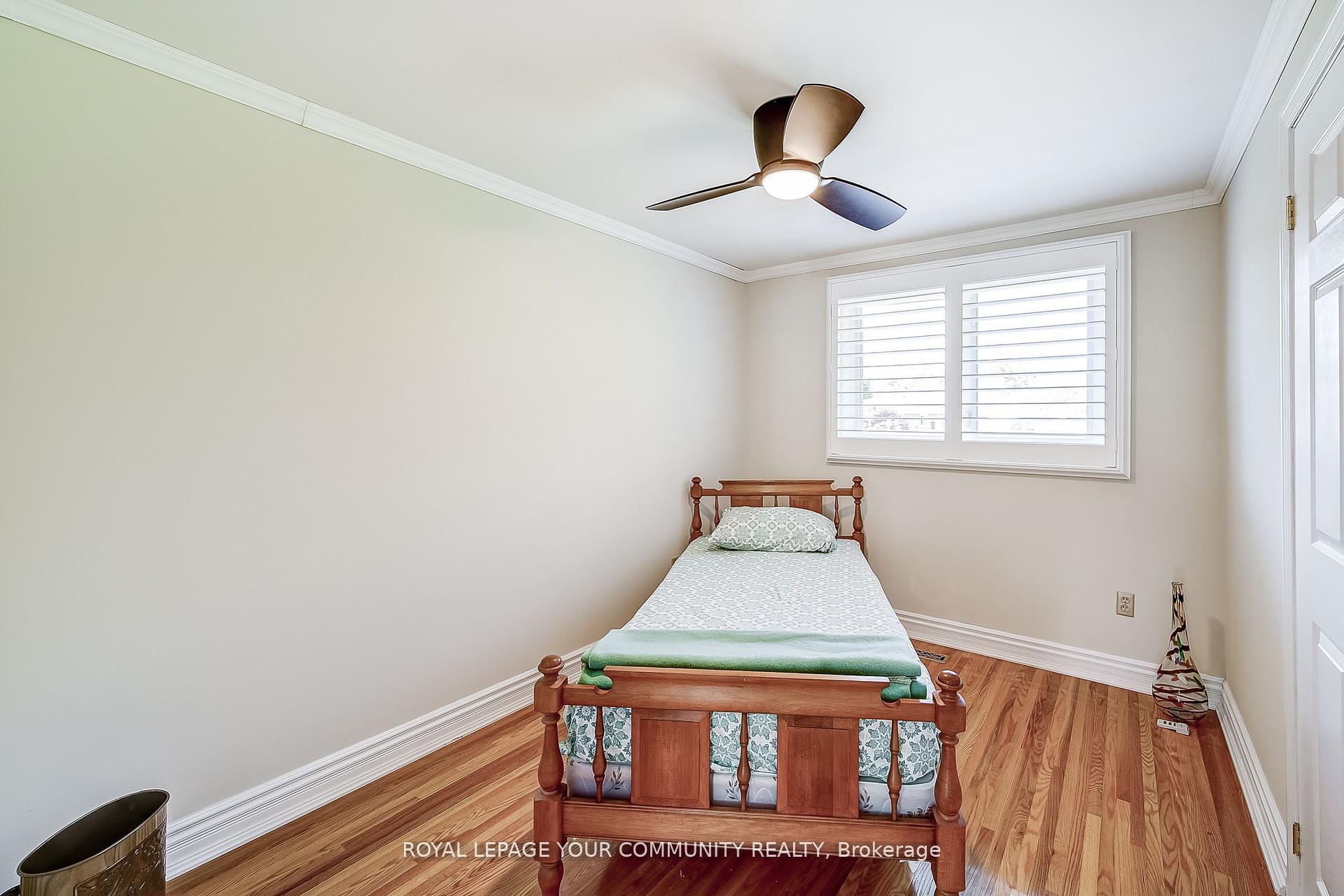 Photo 12 of 36 Devins Drive, Aurora, Aurora Heights — HOMEH