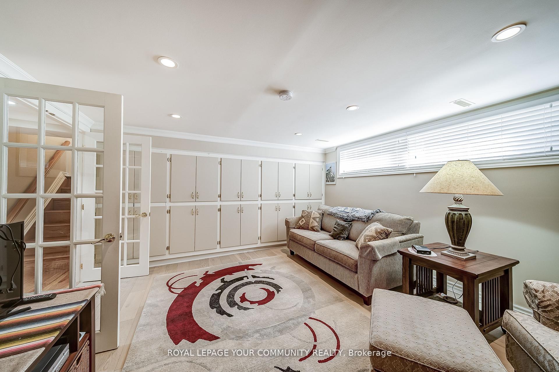 Photo 26 of 36 Devins Drive, Aurora, Aurora Heights — HOMEH