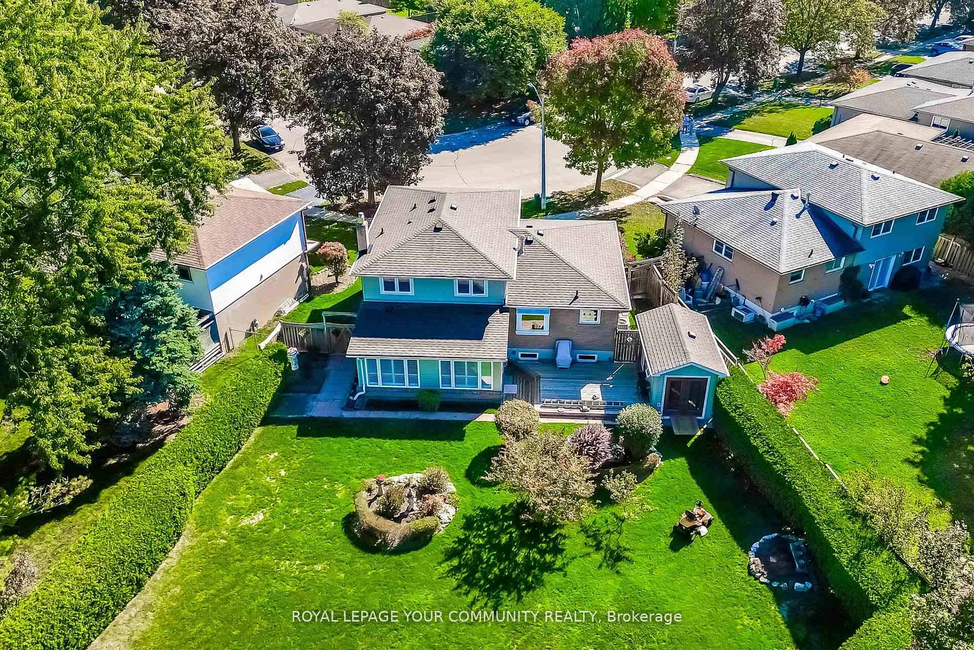 Photo 40 of 36 Devins Drive, Aurora, Aurora Heights — HOMEH