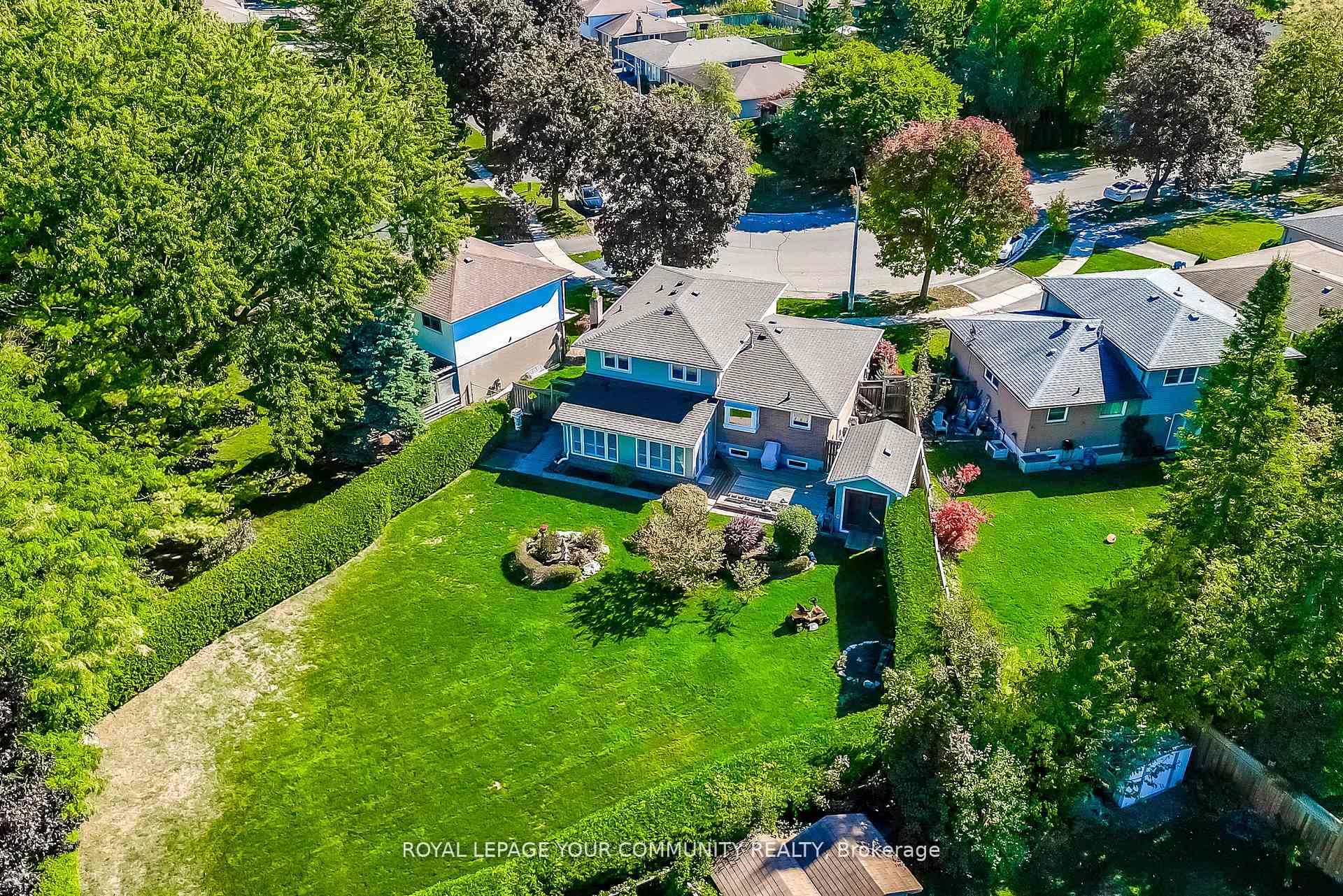 Photo 44 of 36 Devins Drive, Aurora, Aurora Heights — HOMEH