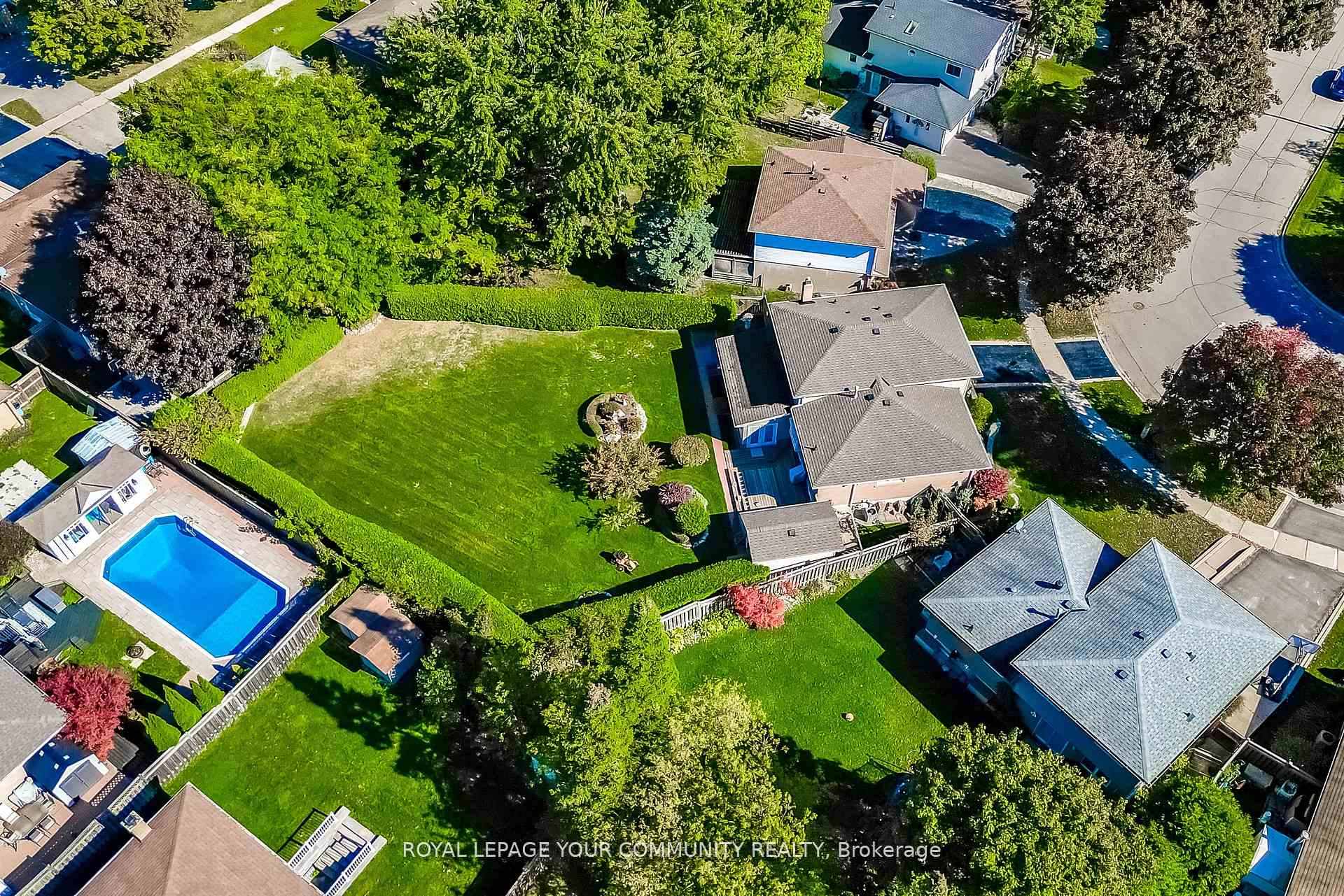 Photo 45 of 36 Devins Drive, Aurora, Aurora Heights — HOMEH