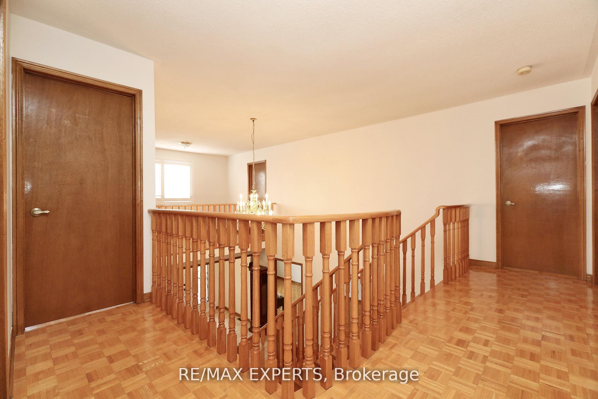 Photo 27 of 129 Father Ermanno Crescent, Vaughan, East Woodbridge — HOMEH
