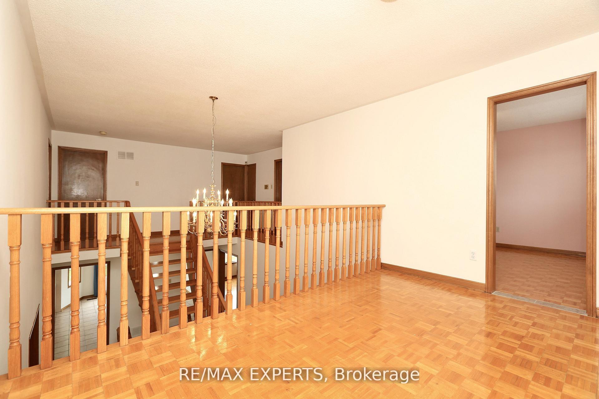 Photo 33 of 129 Father Ermanno Crescent, Vaughan, East Woodbridge — HOMEH