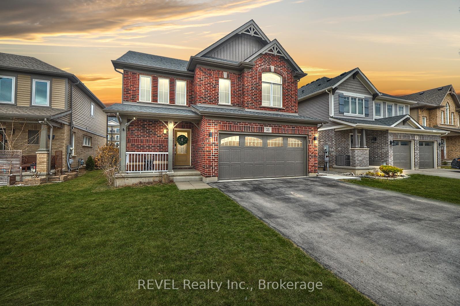 Photo 1 of 35 Spruce Crescent, Welland, Coyle Creek — HOMEH