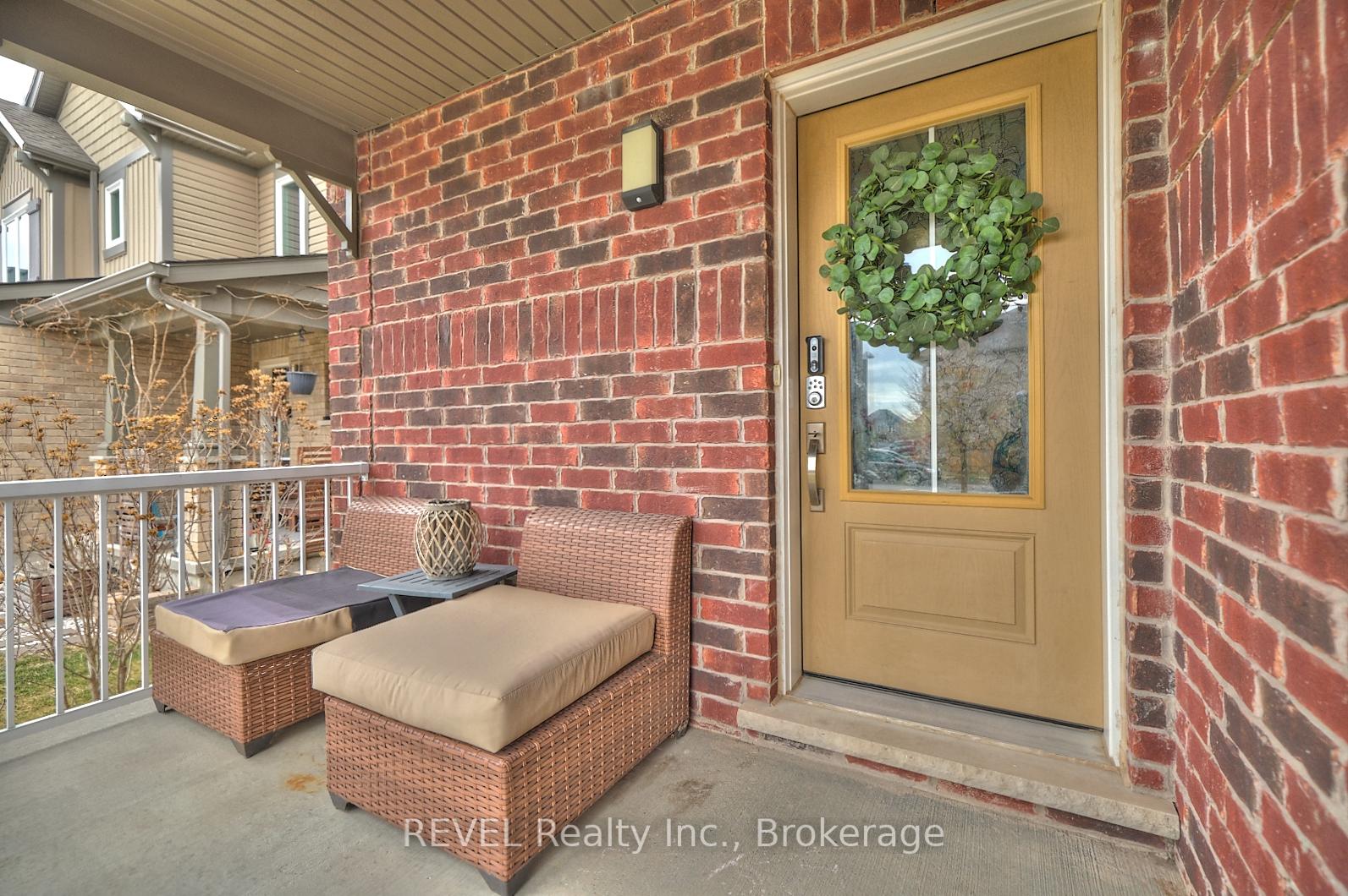 Photo 7 of 35 Spruce Crescent, Welland, Coyle Creek — HOMEH