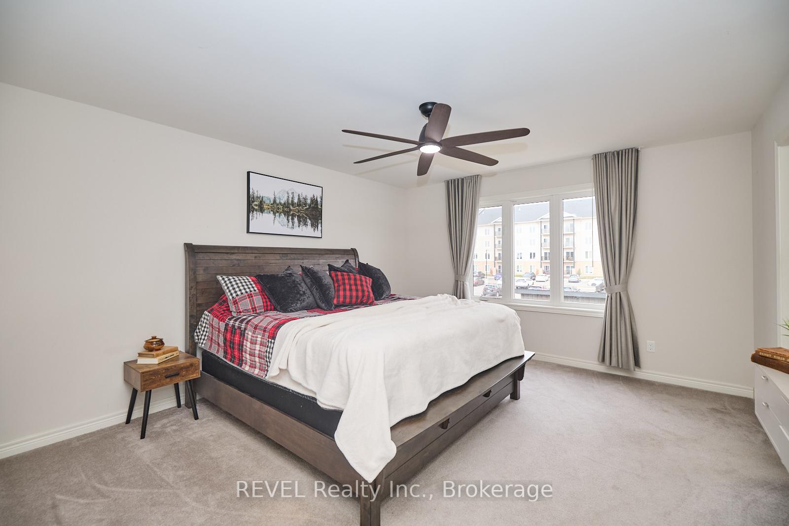Photo 24 of 35 Spruce Crescent, Welland, Coyle Creek — HOMEH
