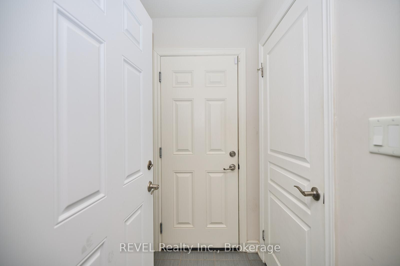 Photo 36 of 35 Spruce Crescent, Welland, Coyle Creek — HOMEH
