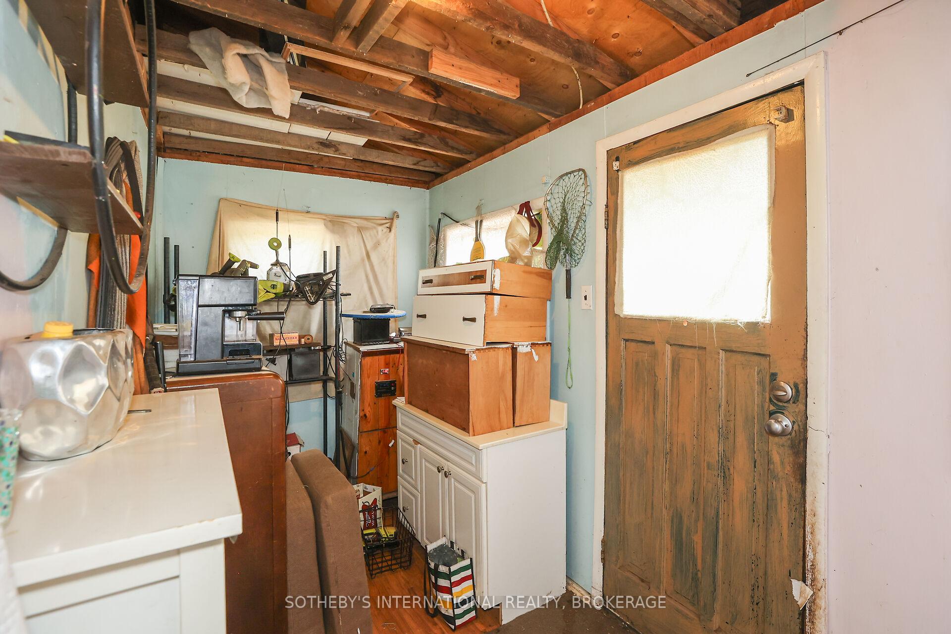 Photo 10 of 332 Niagara Street, Welland, Prince Charles — HOMEH