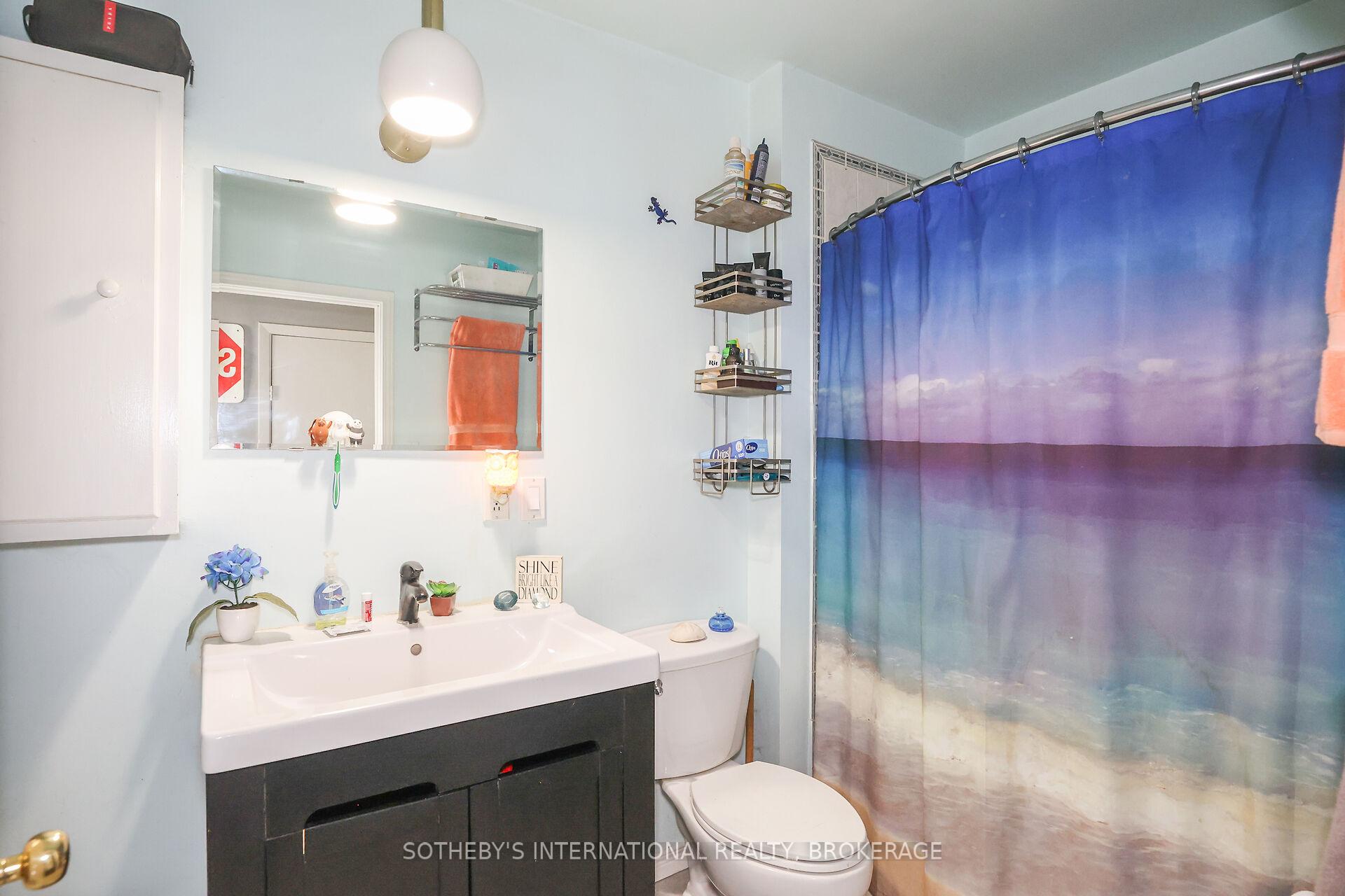 Photo 12 of 332 Niagara Street, Welland, Prince Charles — HOMEH