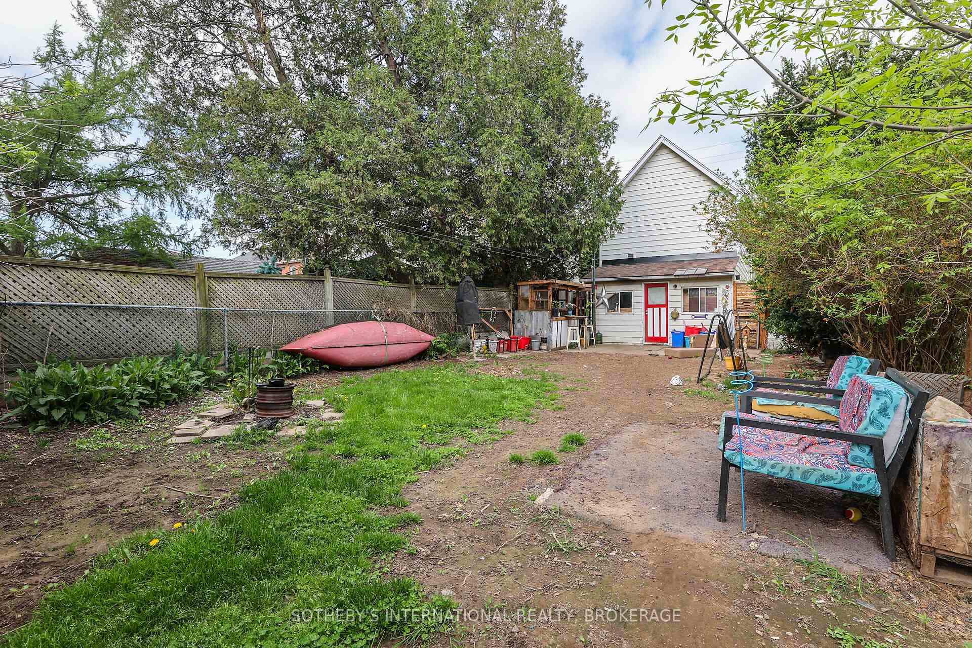 Photo 21 of 332 Niagara Street, Welland, Prince Charles — HOMEH
