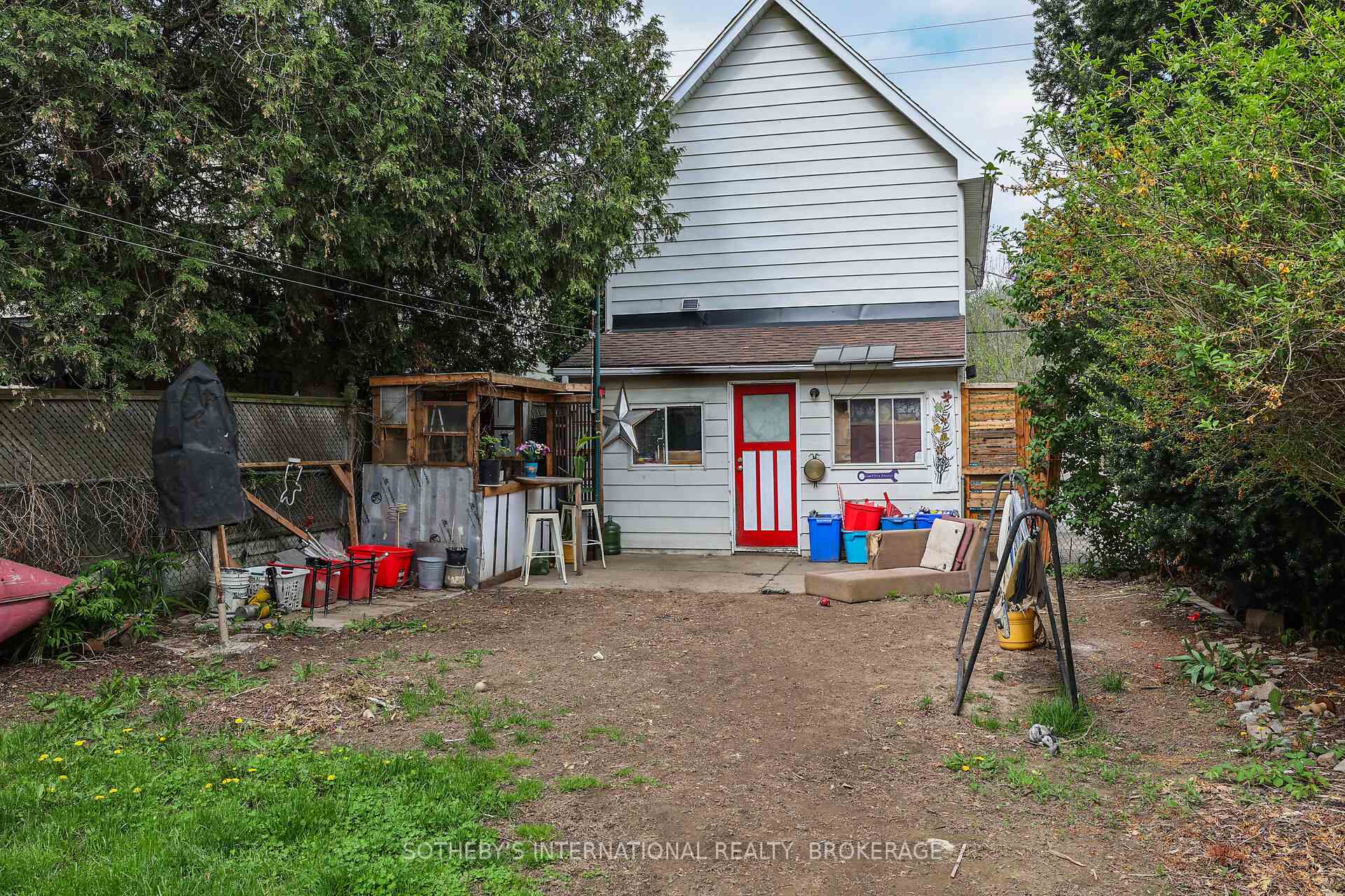 Photo 22 of 332 Niagara Street, Welland, Prince Charles — HOMEH