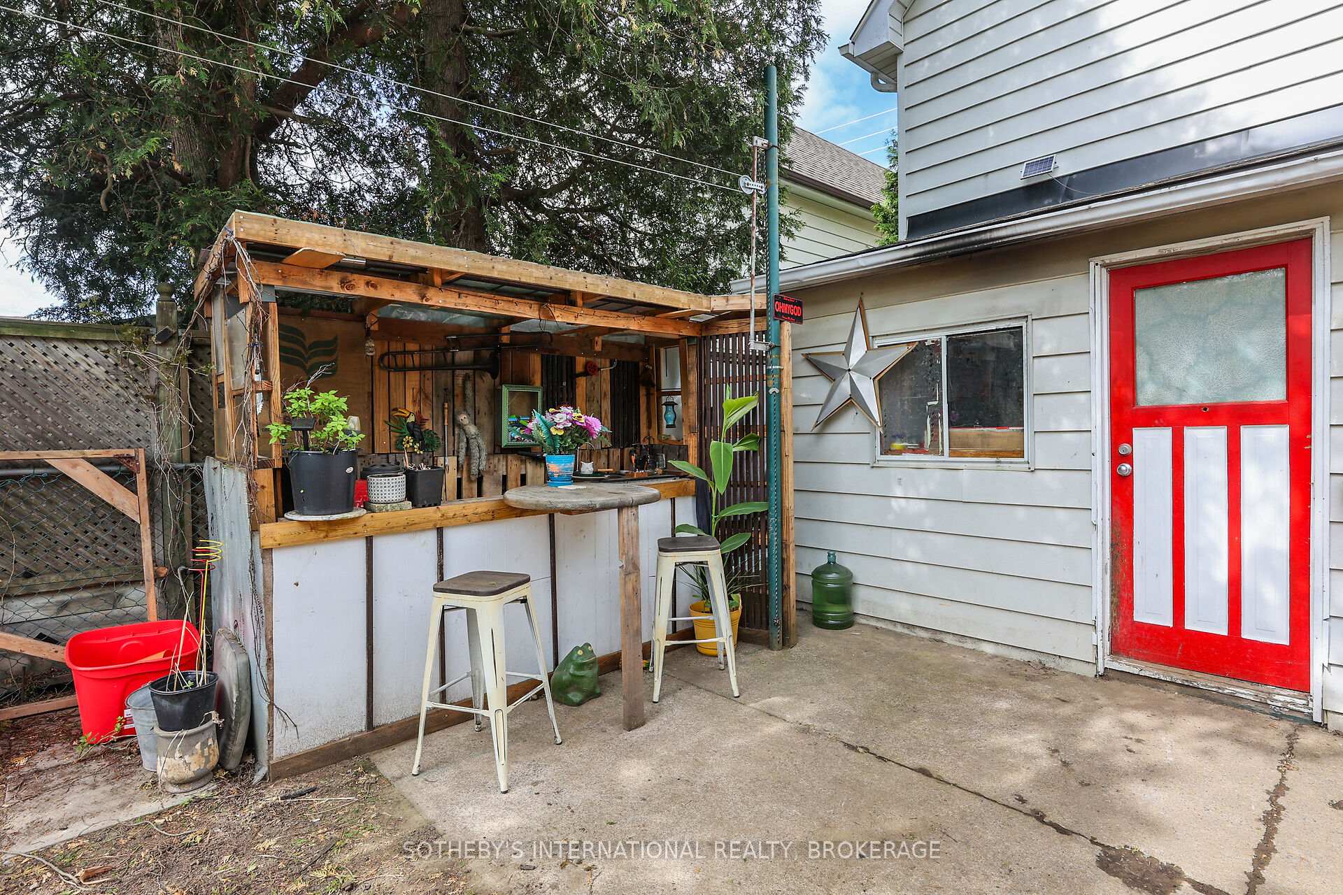 Photo 23 of 332 Niagara Street, Welland, Prince Charles — HOMEH