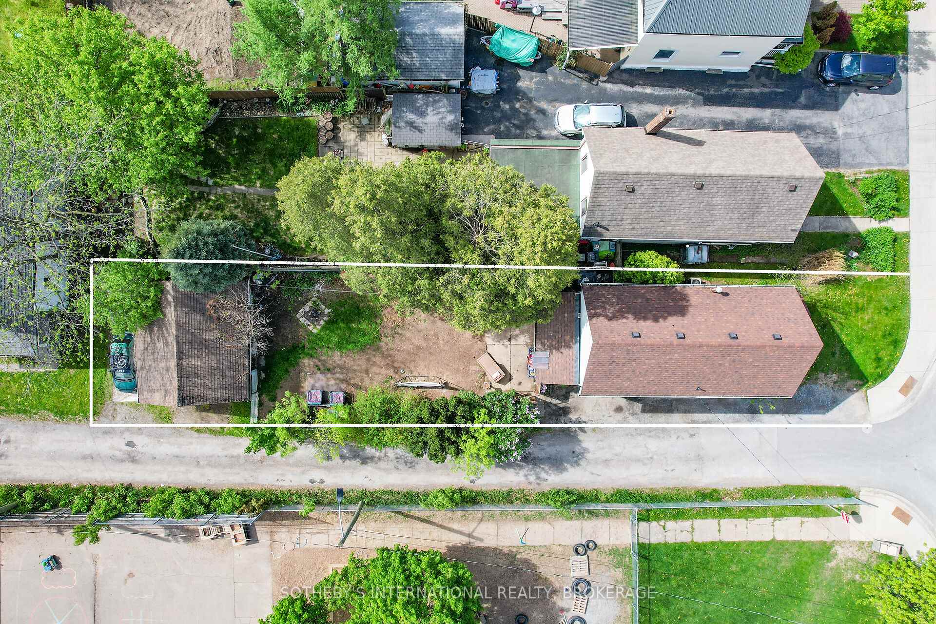 Photo 25 of 332 Niagara Street, Welland, Prince Charles — HOMEH