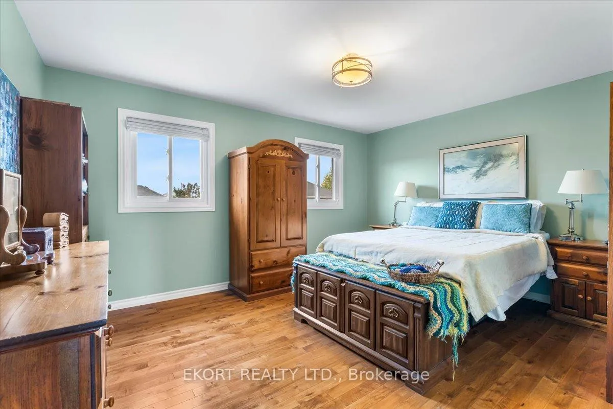 Photo 11 of 22 Linden Lane, Belleville, Belleville Ward — HOMEH