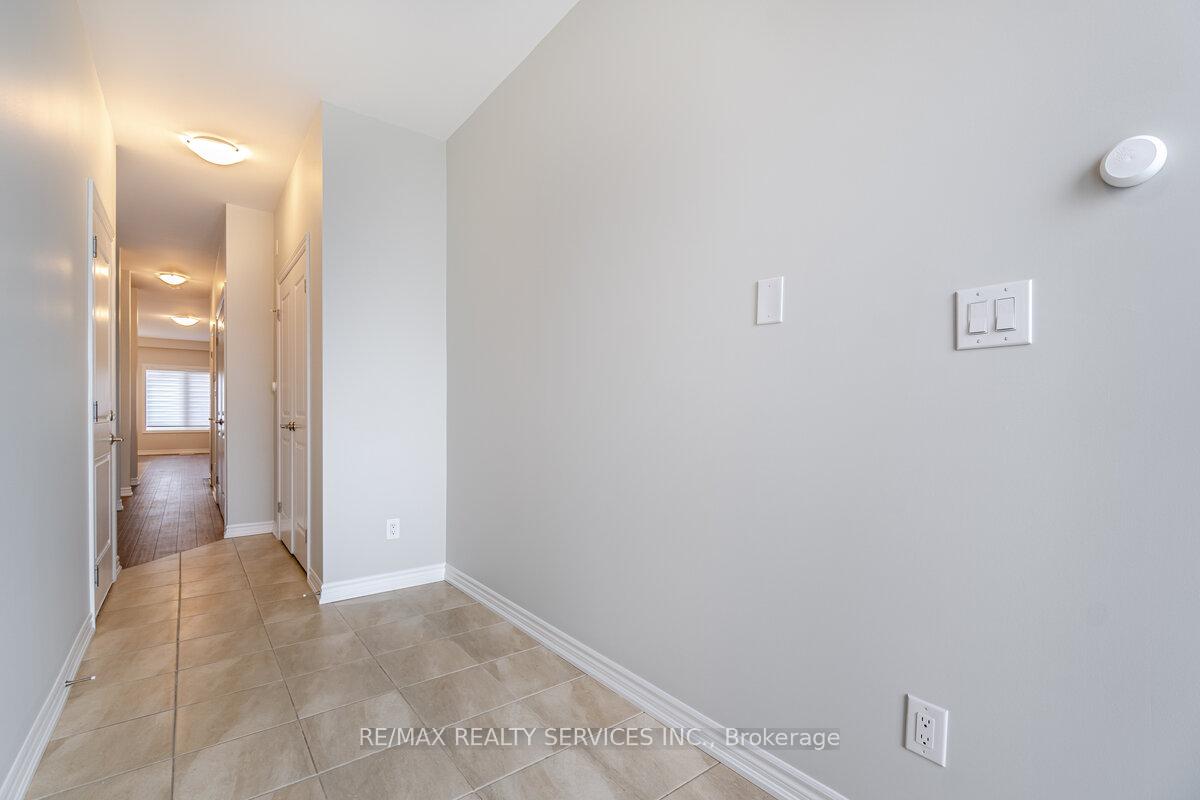 Photo 4 of 207 Louise Street, Welland, Lincoln/Crowland — HOMEH