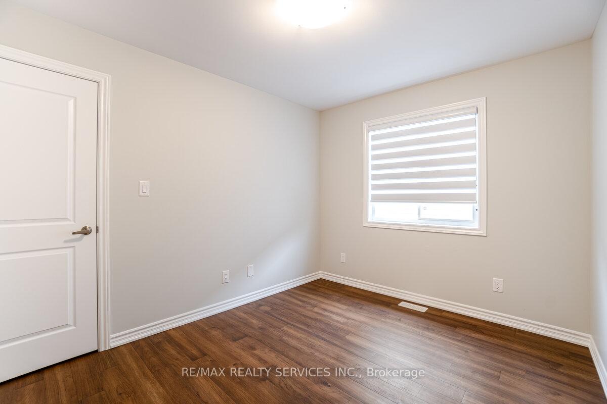 Photo 23 of 207 Louise Street, Welland, Lincoln/Crowland — HOMEH