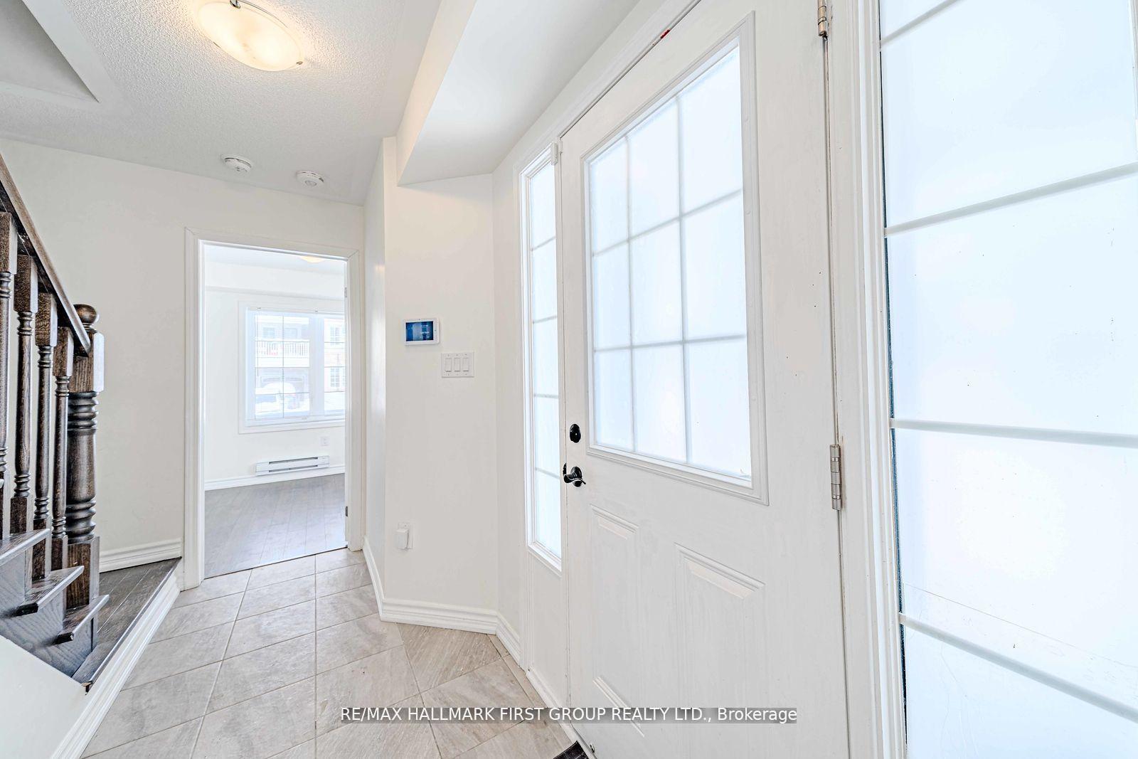 Photo 4 of 1 Goldeye Street, Whitby, Lynde Creek — HOMEH