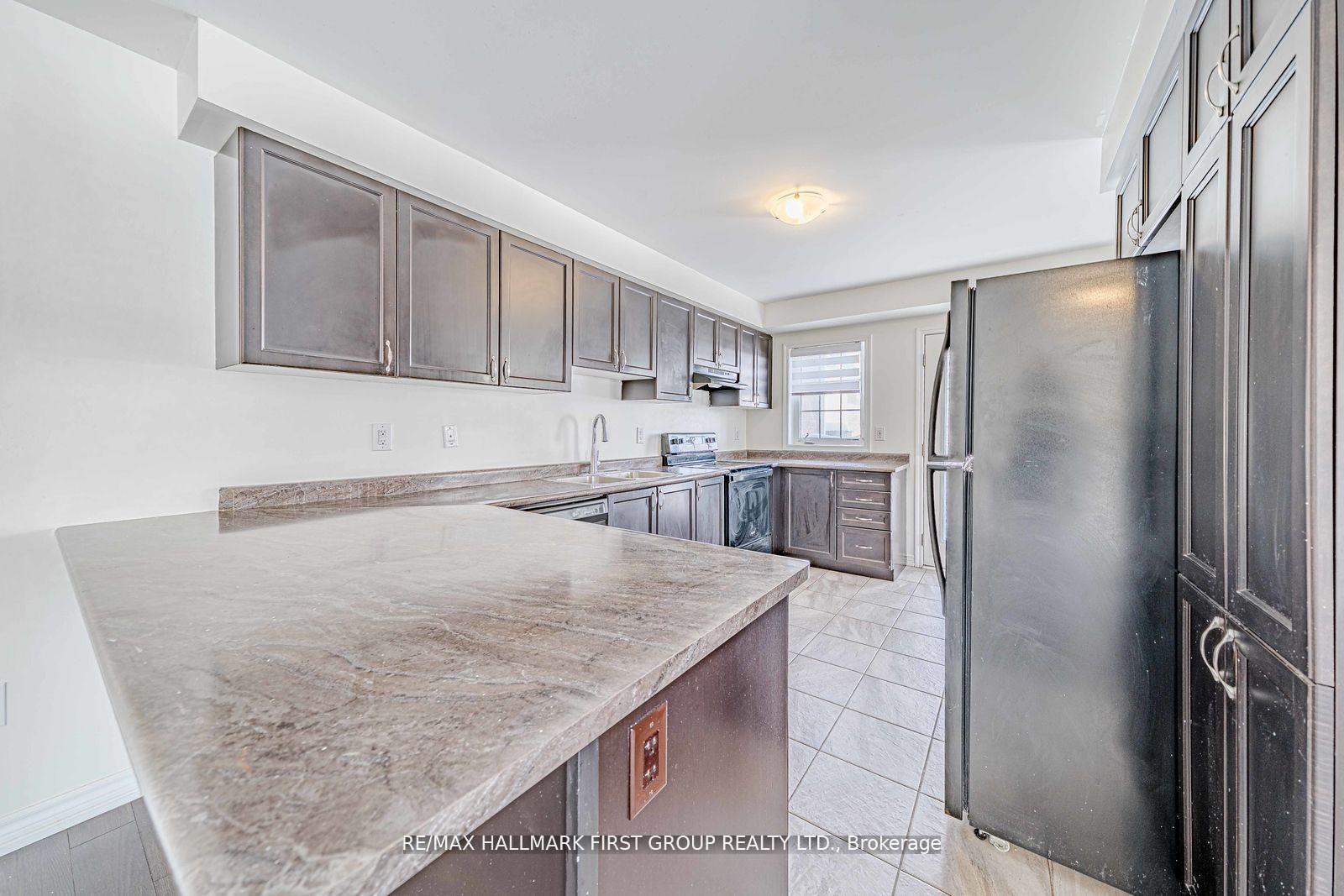 Photo 24 of 1 Goldeye Street, Whitby, Lynde Creek — HOMEH