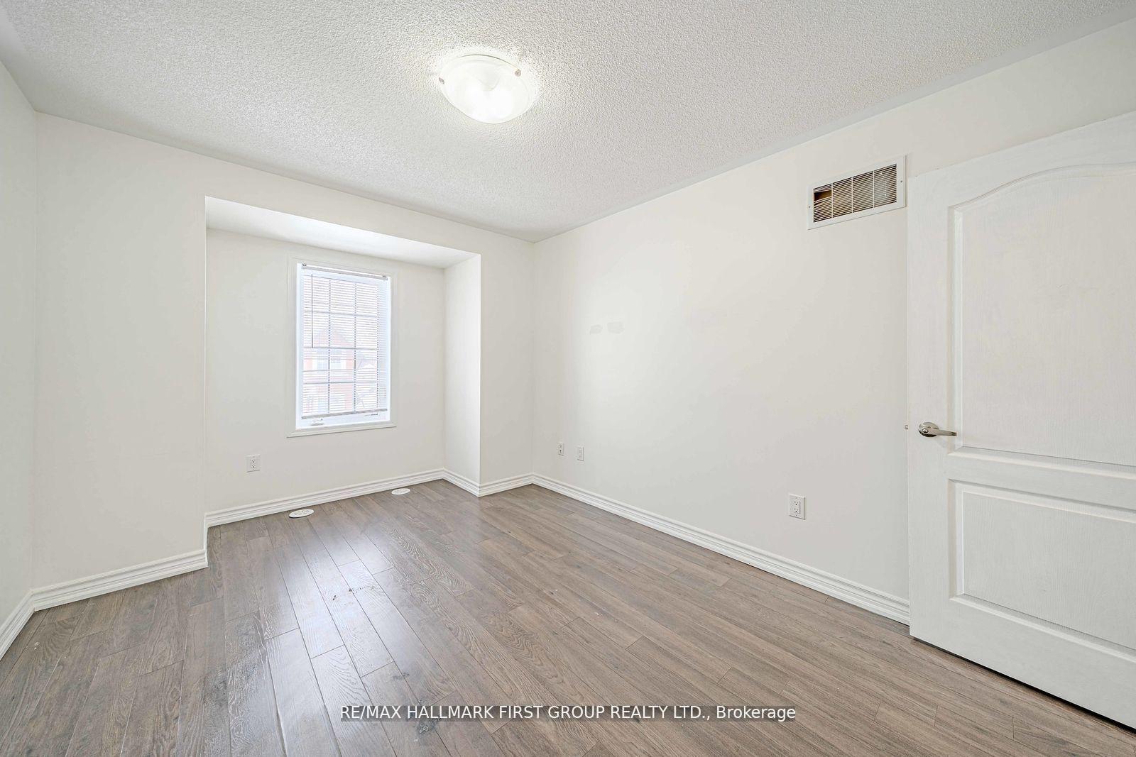 Photo 40 of 1 Goldeye Street, Whitby, Lynde Creek — HOMEH