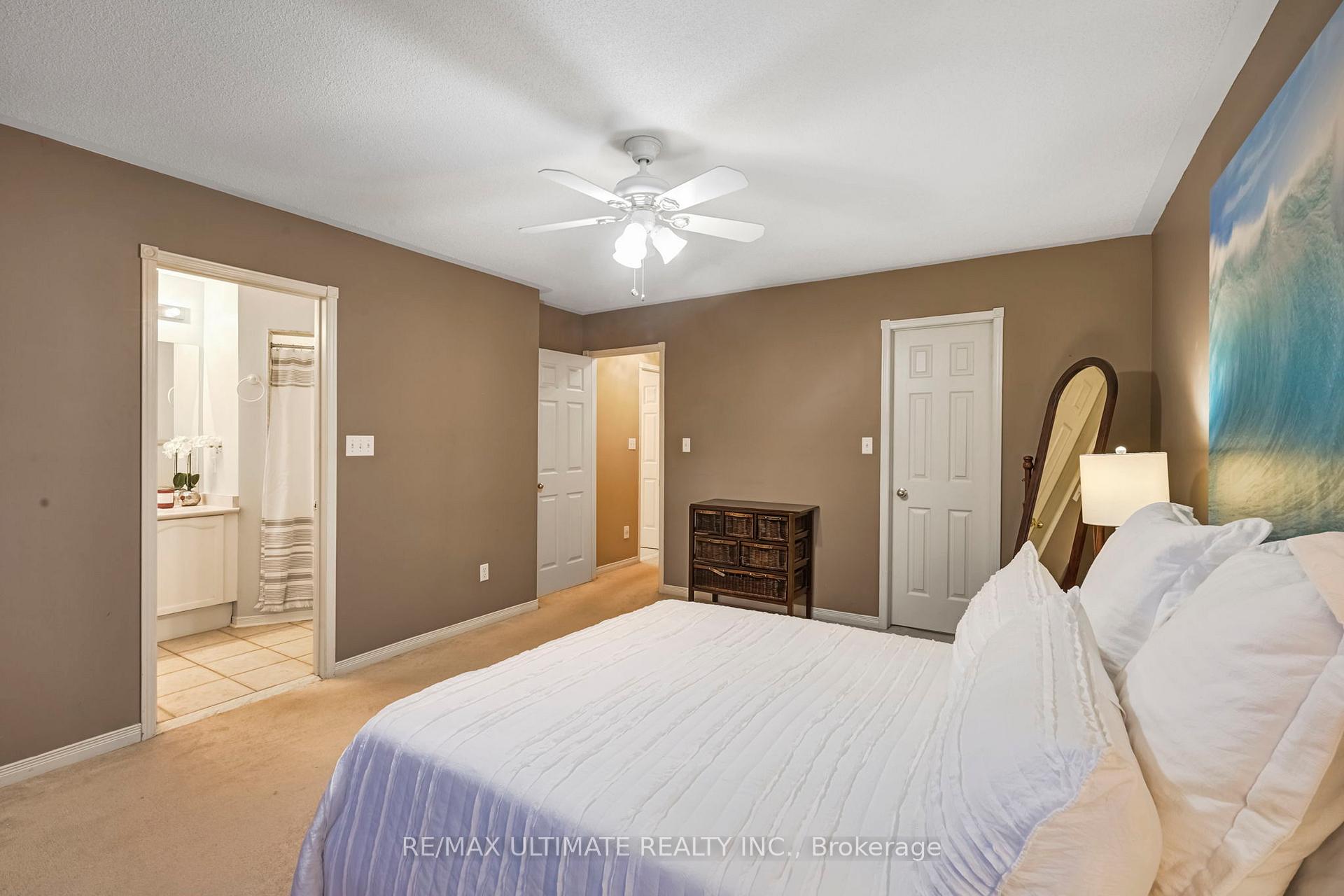 Photo 8 of 55 Breakwater Drive, Whitby, Port Whitby — HOMEH