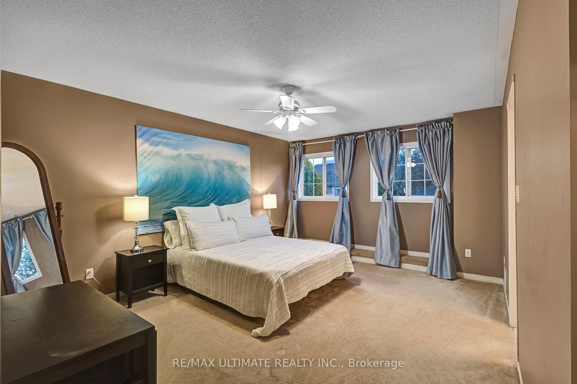 Photo 9 of 55 Breakwater Drive, Whitby, Port Whitby — HOMEH