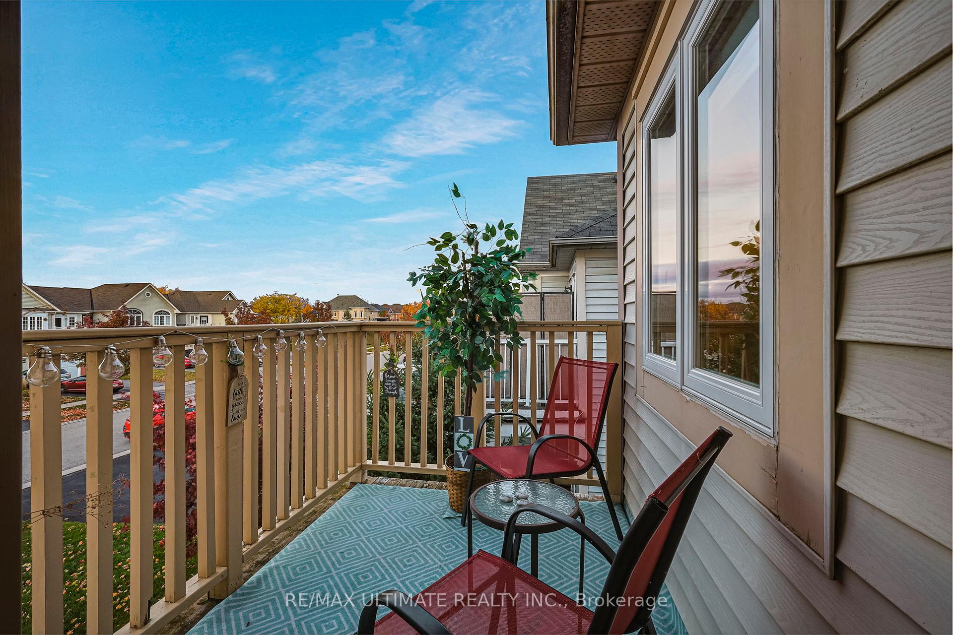 Photo 25 of 55 Breakwater Drive, Whitby, Port Whitby — HOMEH