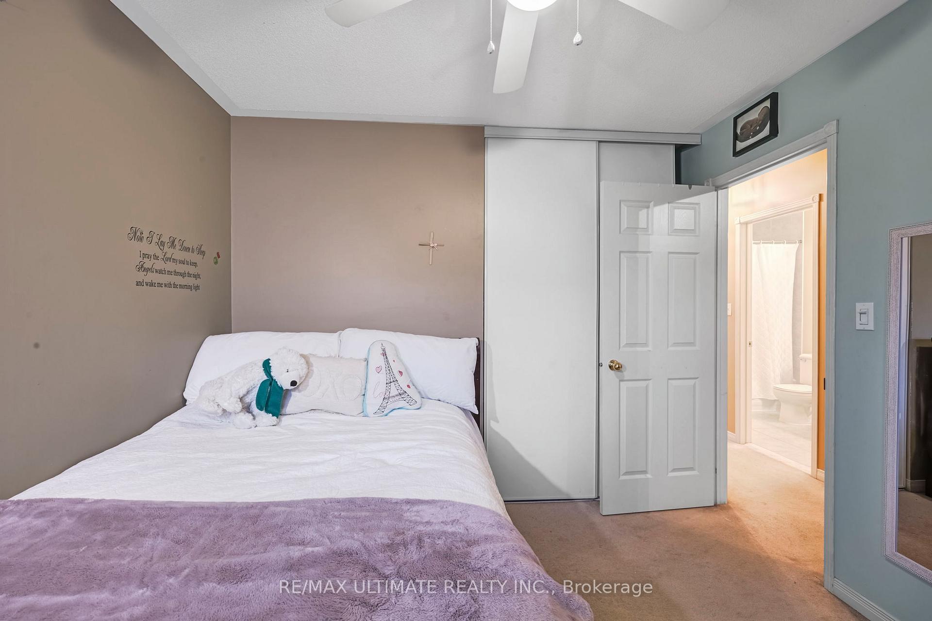 Photo 32 of 55 Breakwater Drive, Whitby, Port Whitby — HOMEH