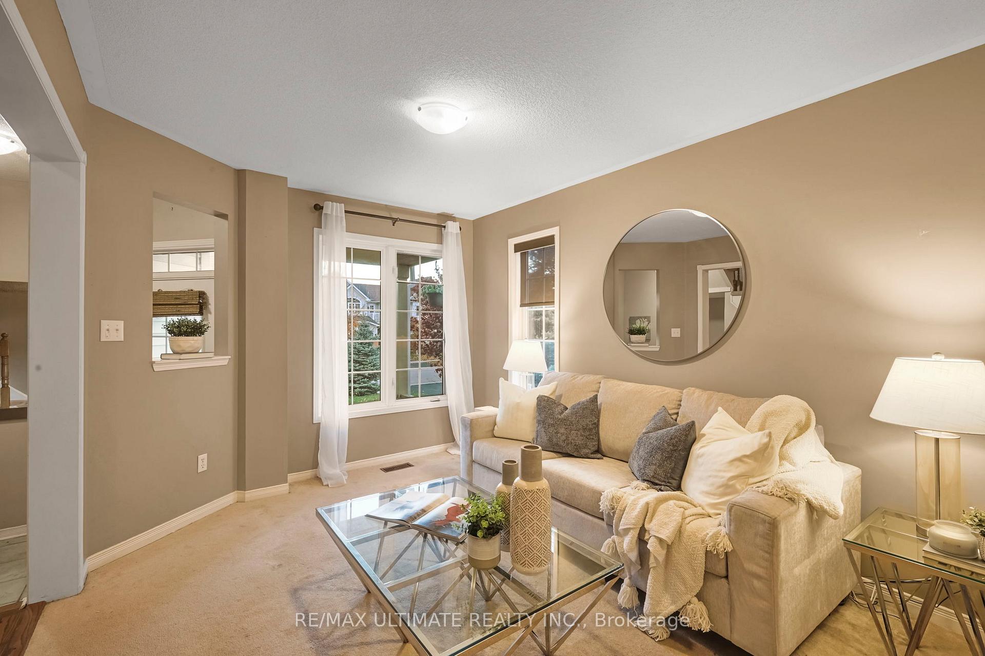 Photo 33 of 55 Breakwater Drive, Whitby, Port Whitby — HOMEH