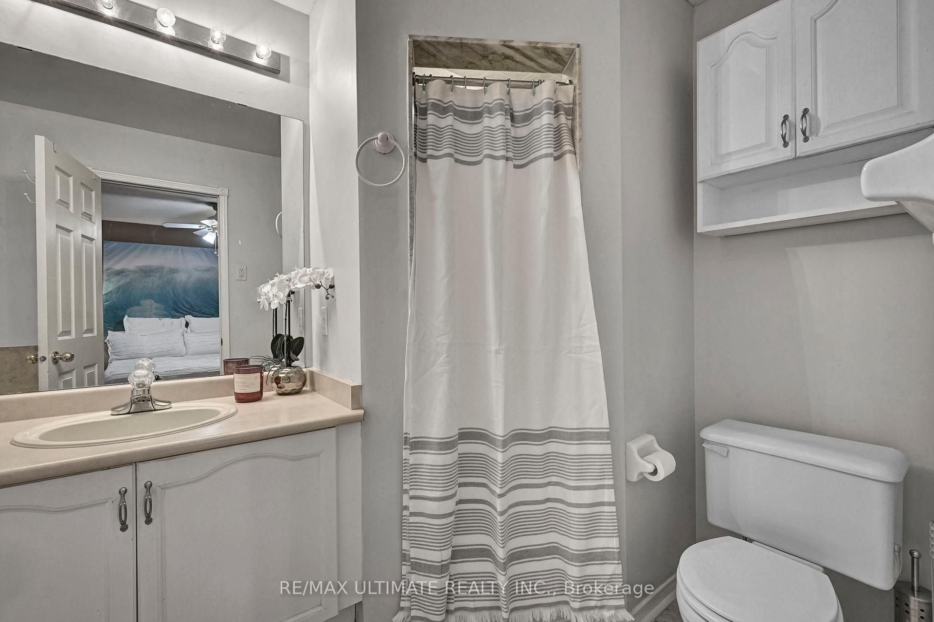 Photo 34 of 55 Breakwater Drive, Whitby, Port Whitby — HOMEH