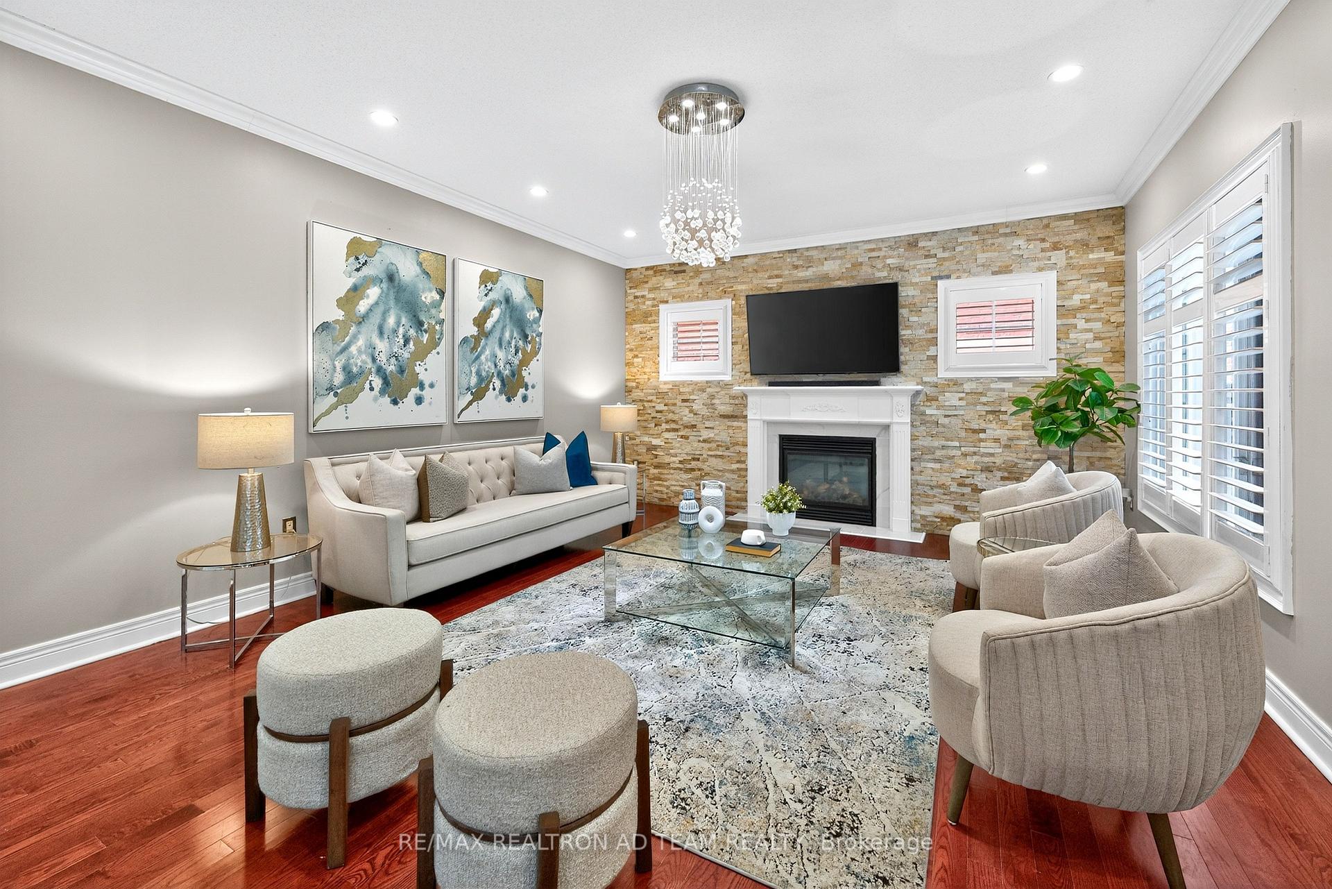 Photo 6 of 51 Winterton Way, Ajax, Northwest Ajax — HOMEH