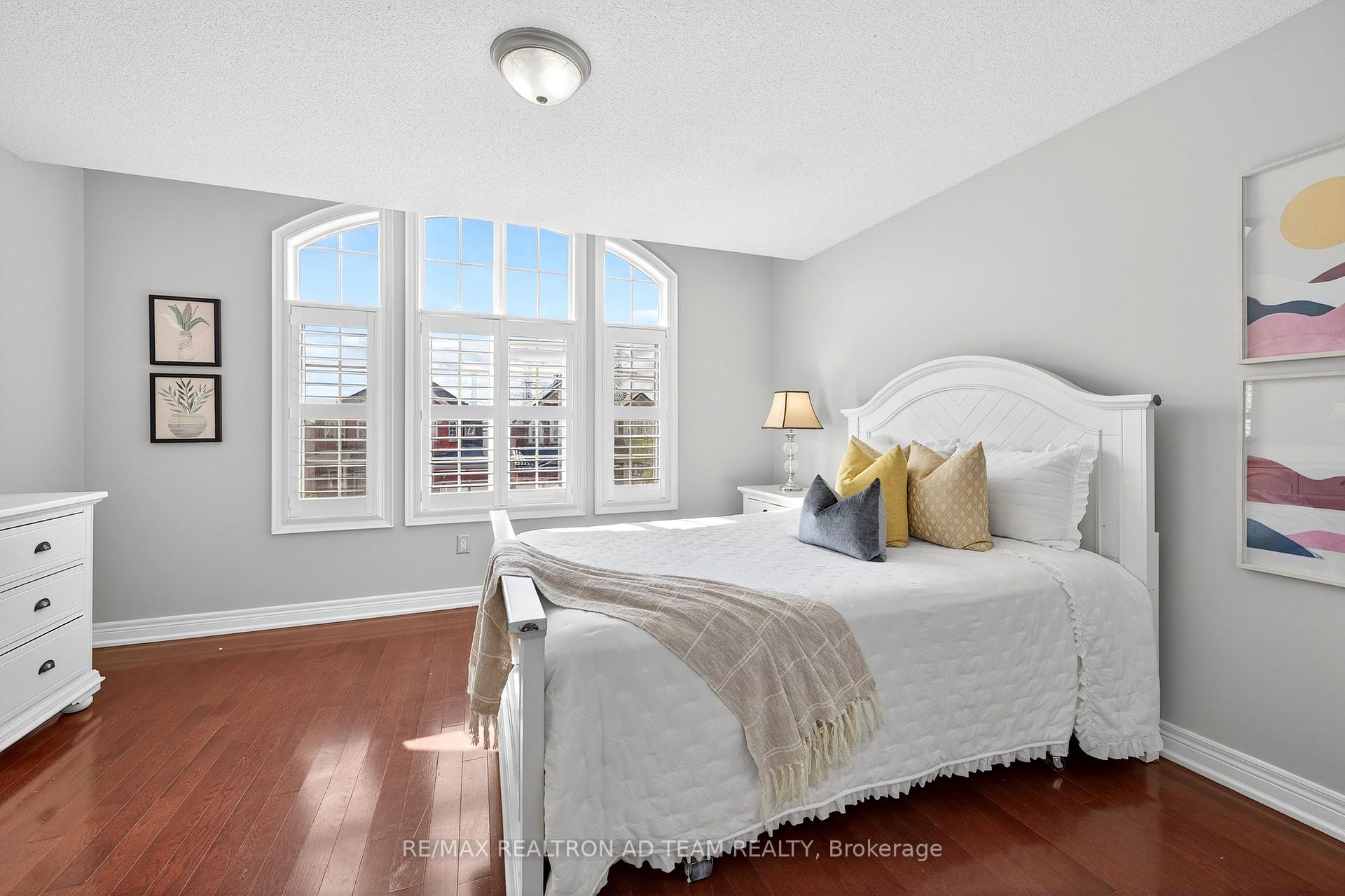 Photo 17 of 51 Winterton Way, Ajax, Northwest Ajax — HOMEH