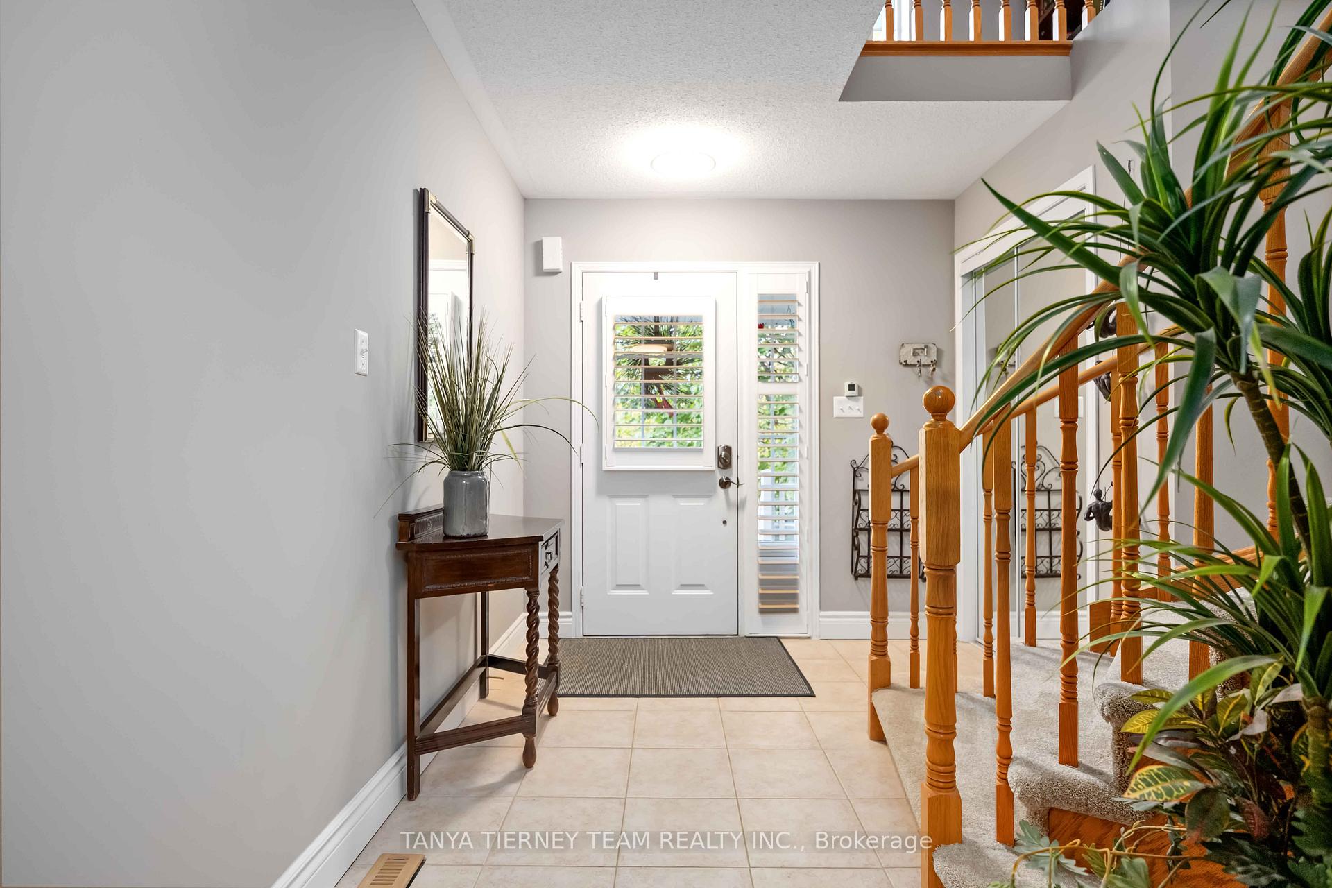 Photo 6 of 76 Northgrove Crescent, Whitby, Brooklin — HOMEH